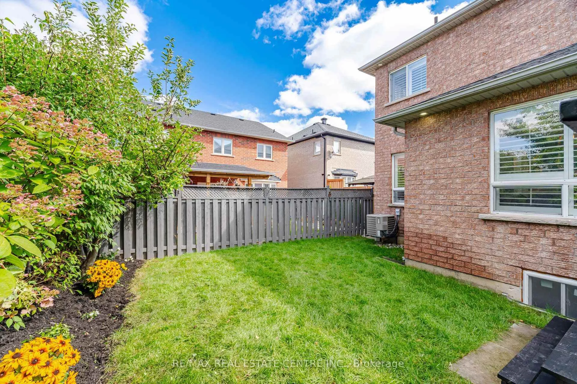 Photo 93 of 8 Duffield Road, Brampton, Fletcher's Meadow — HOMEH