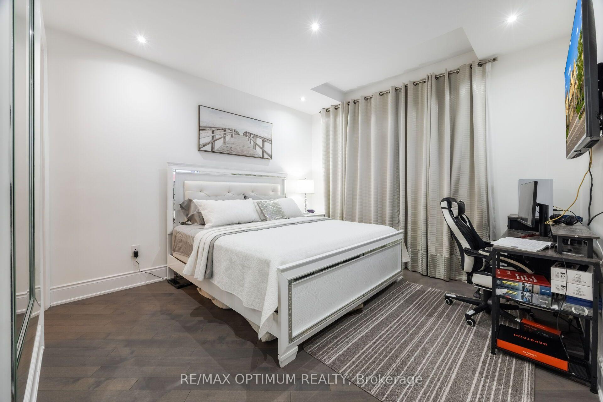 Photo 25 of 37 Elbern Markell Drive, Brampton, Credit Valley — HOMEH