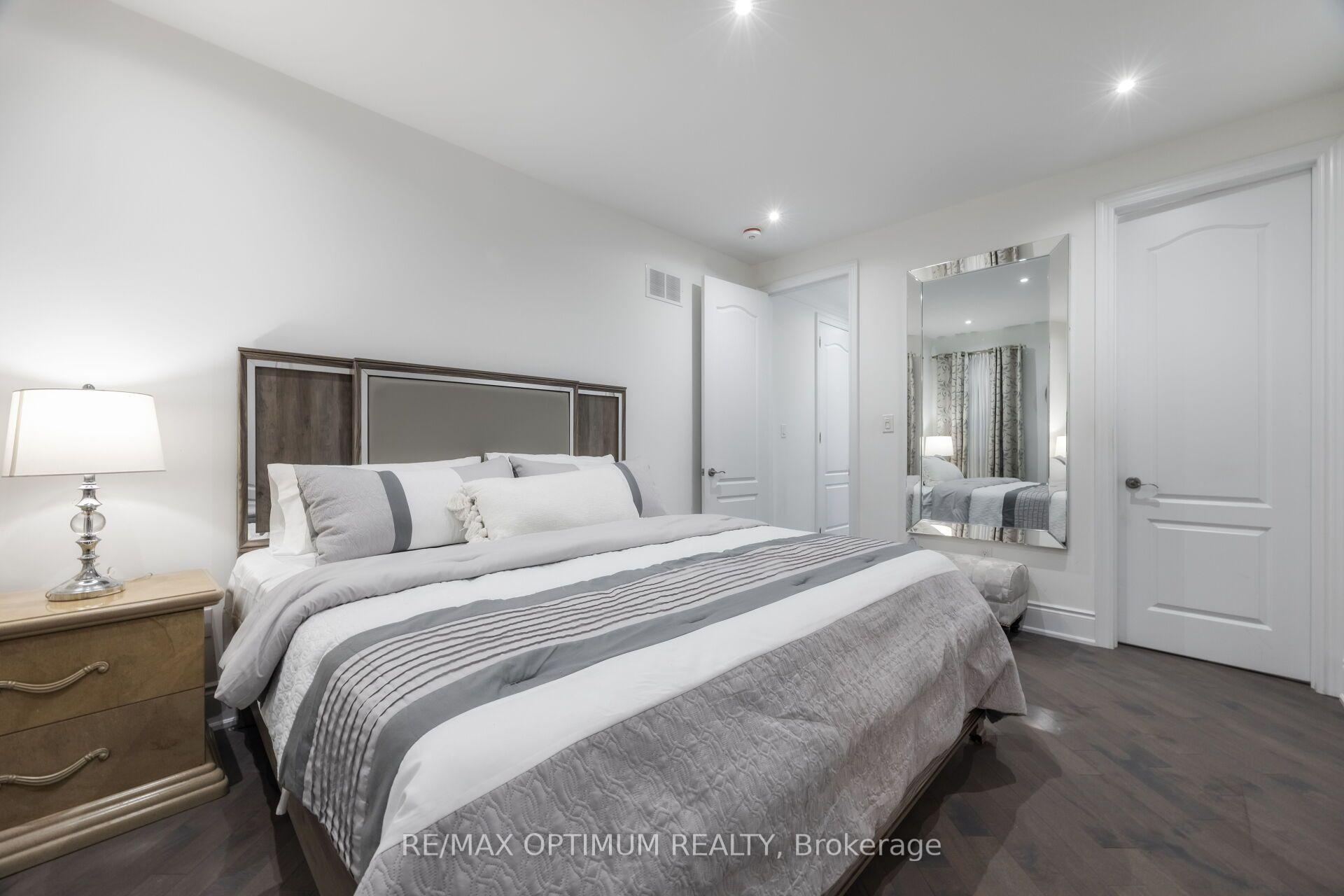 Photo 31 of 37 Elbern Markell Drive, Brampton, Credit Valley — HOMEH