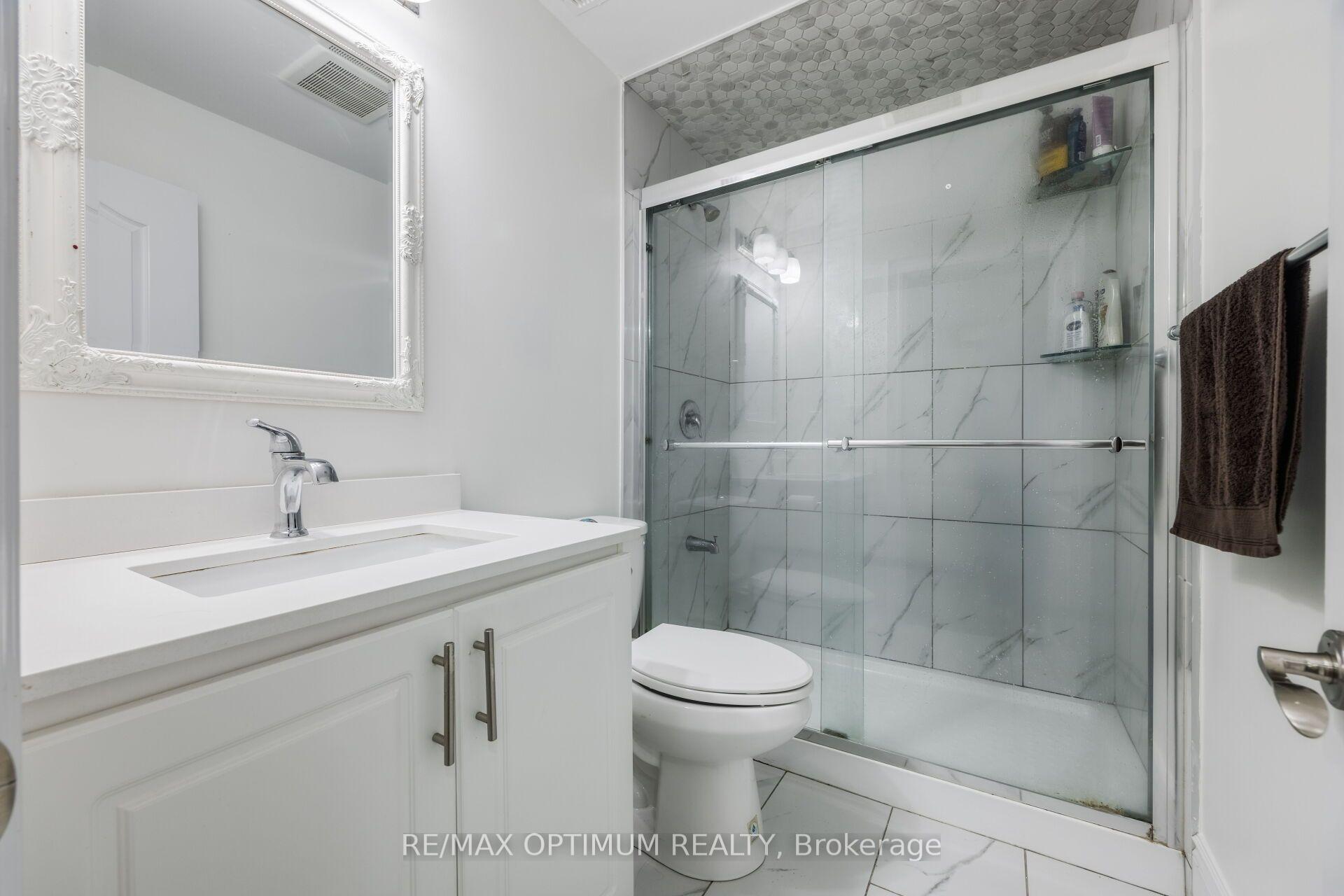 Photo 36 of 37 Elbern Markell Drive, Brampton, Credit Valley — HOMEH
