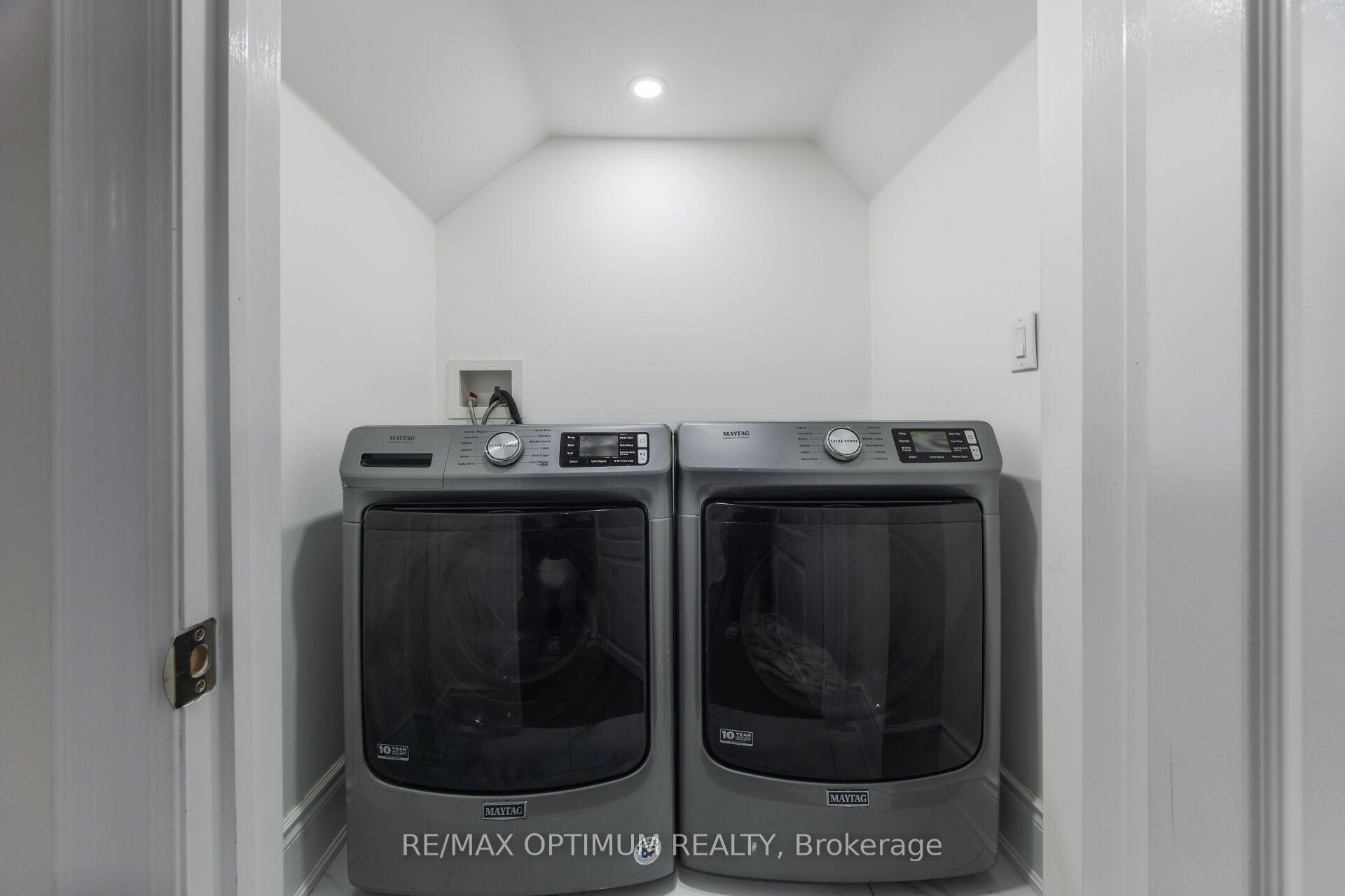 Photo 37 of 37 Elbern Markell Drive, Brampton, Credit Valley — HOMEH