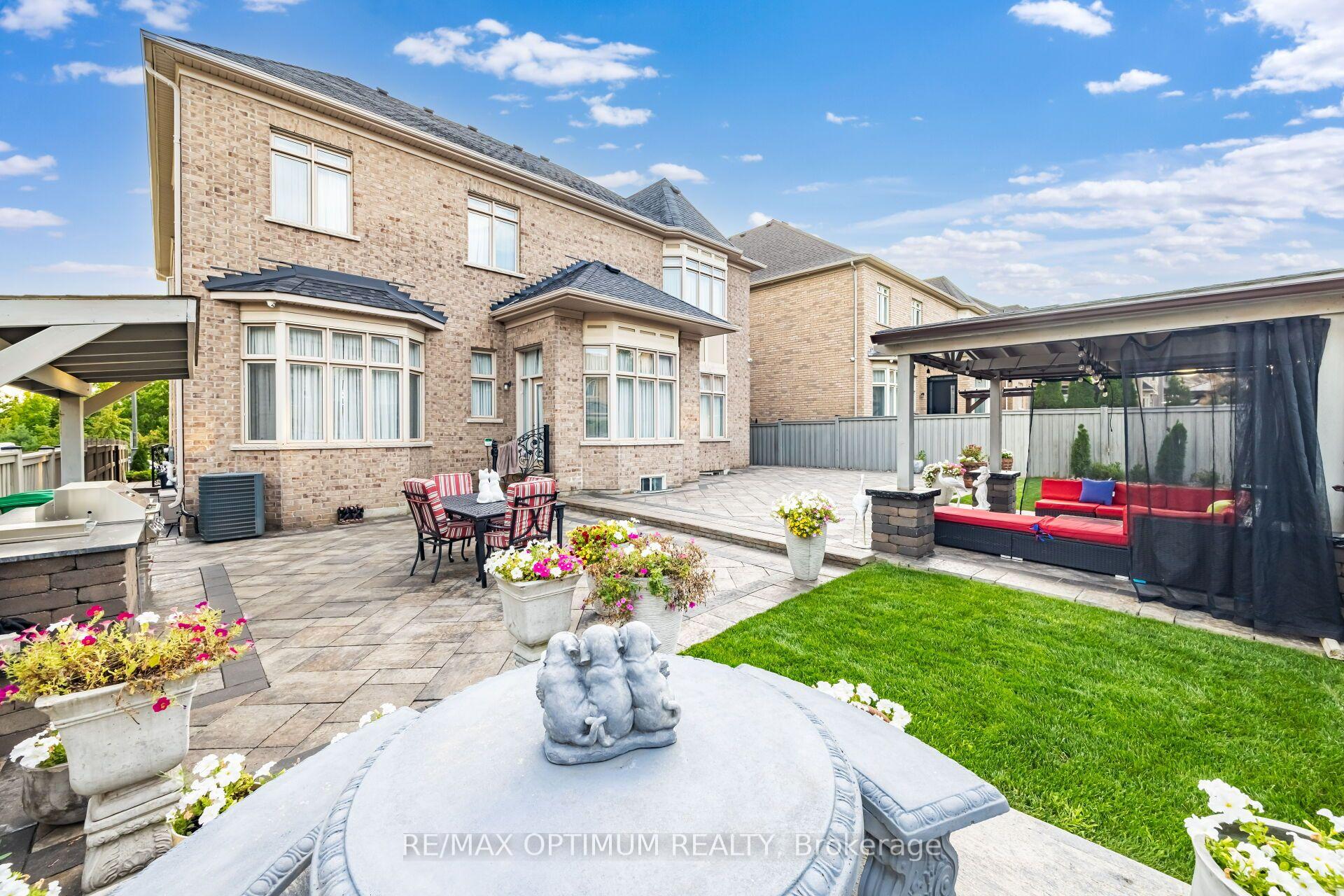 Photo 42 of 37 Elbern Markell Drive, Brampton, Credit Valley — HOMEH