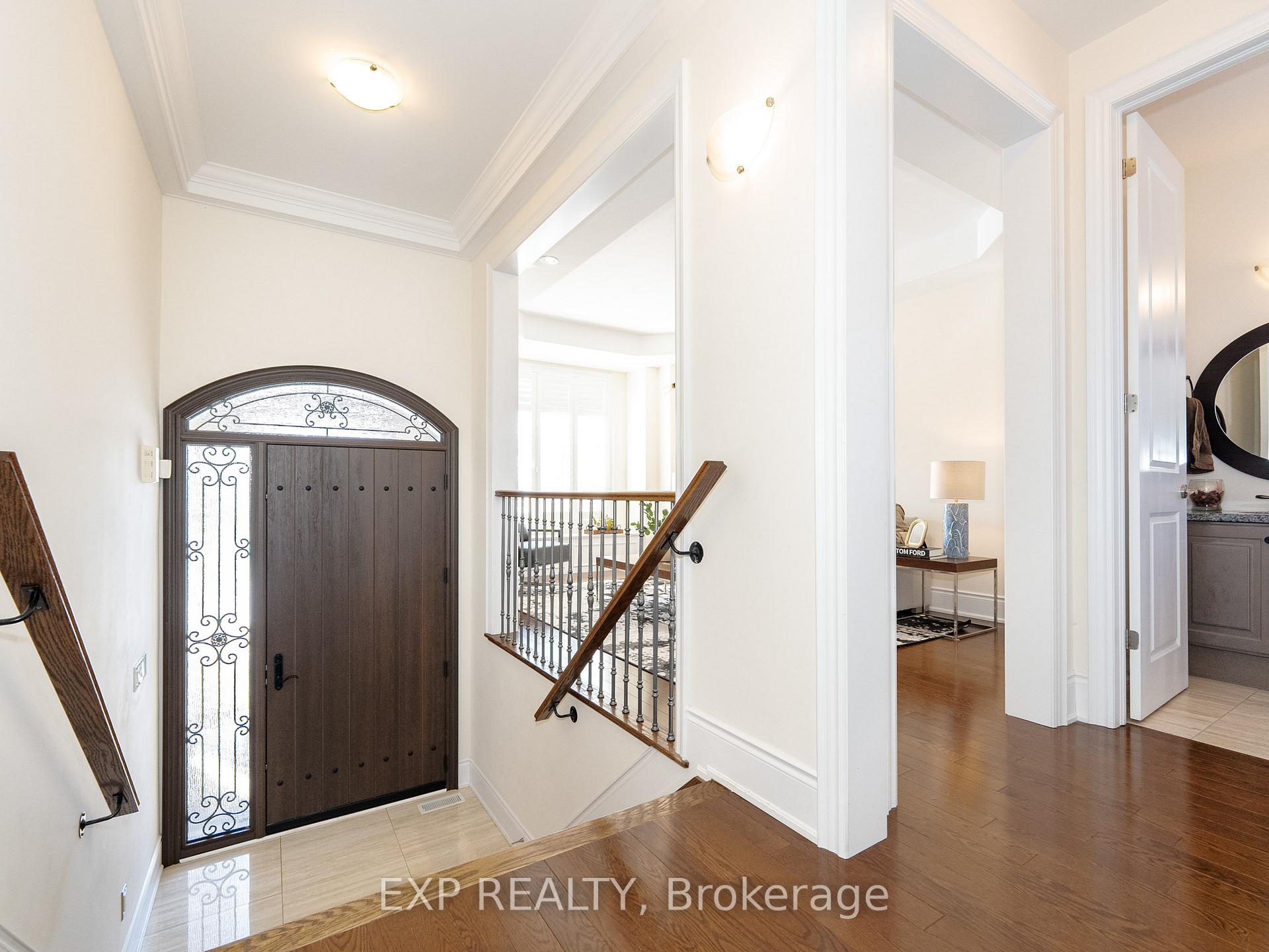 Photo 7 of 44 Philson Court, Innisfil, Cookstown — HOMEH
