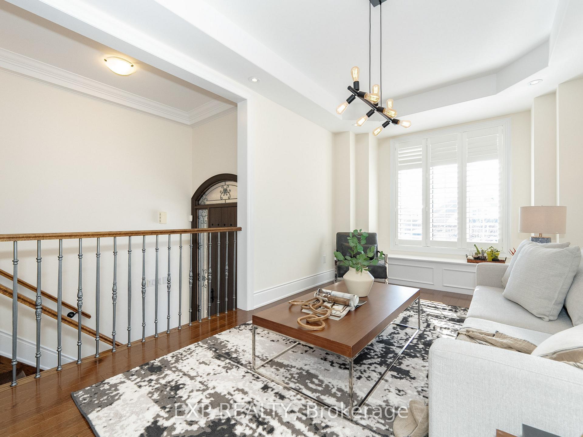 Photo 9 of 44 Philson Court, Innisfil, Cookstown — HOMEH