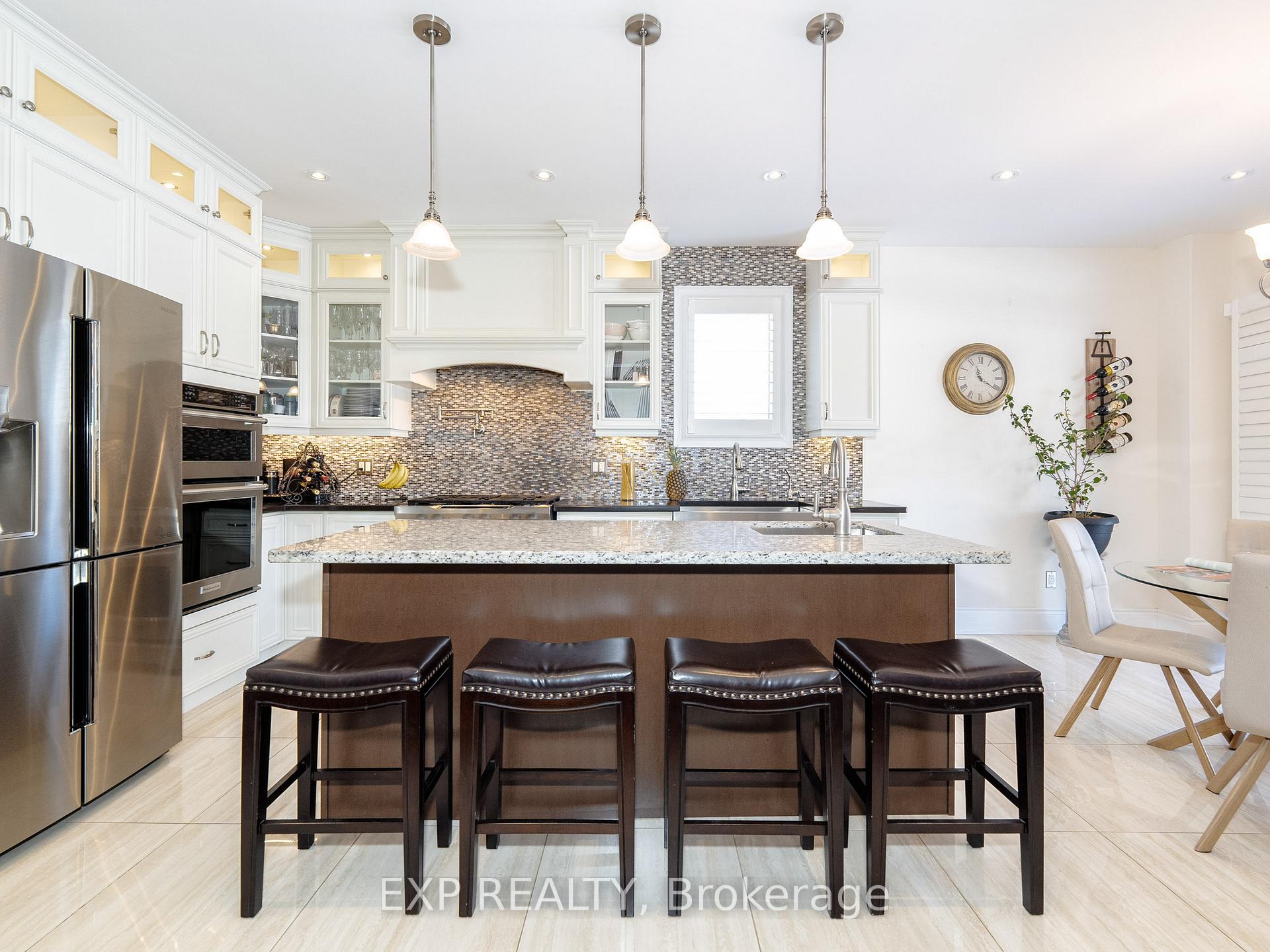 Photo 14 of 44 Philson Court, Innisfil, Cookstown — HOMEH