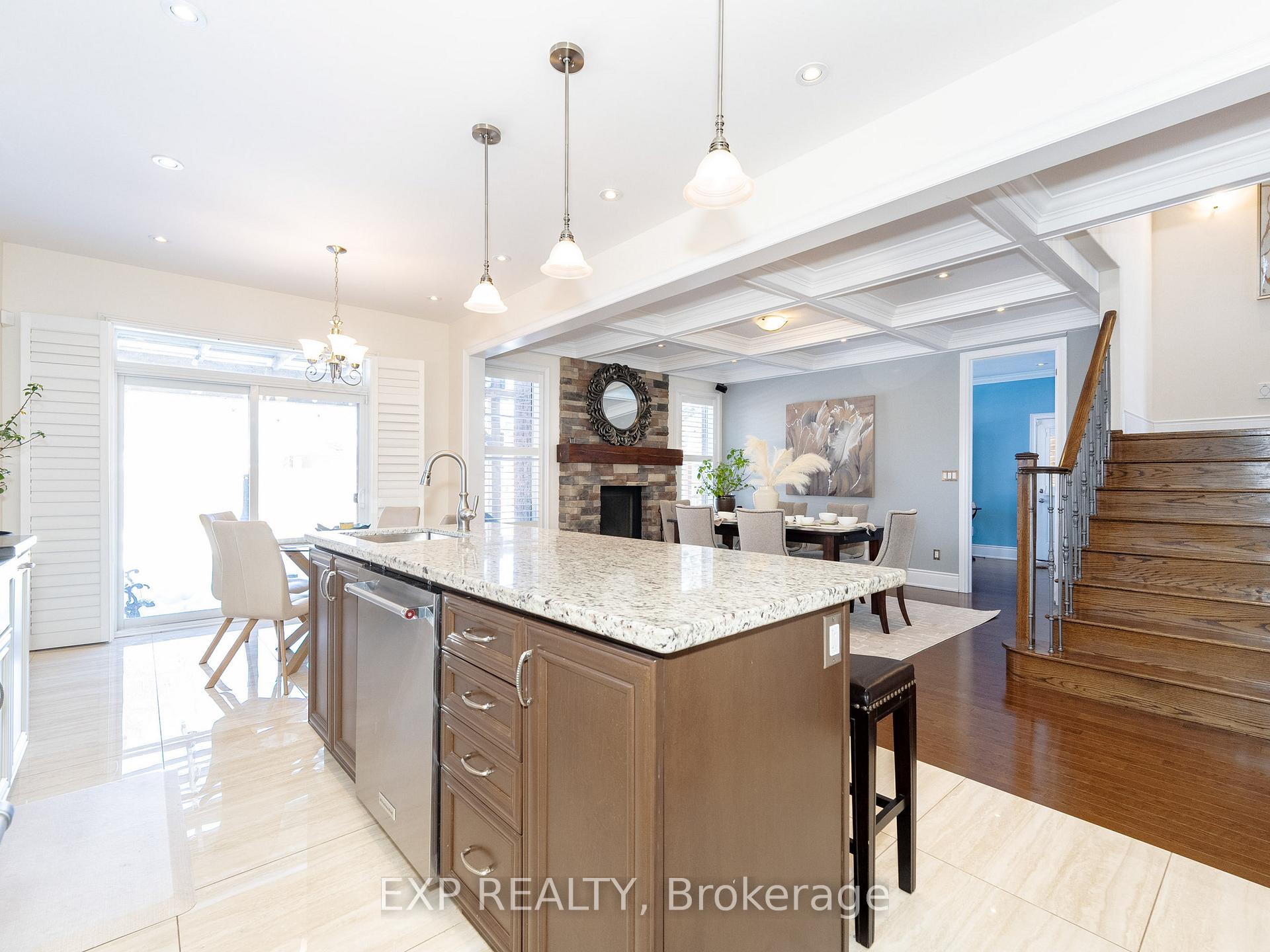 Photo 15 of 44 Philson Court, Innisfil, Cookstown — HOMEH