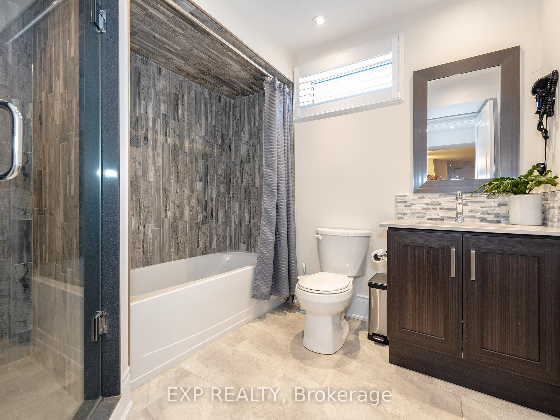 Photo 39 of 44 Philson Court, Innisfil, Cookstown — HOMEH