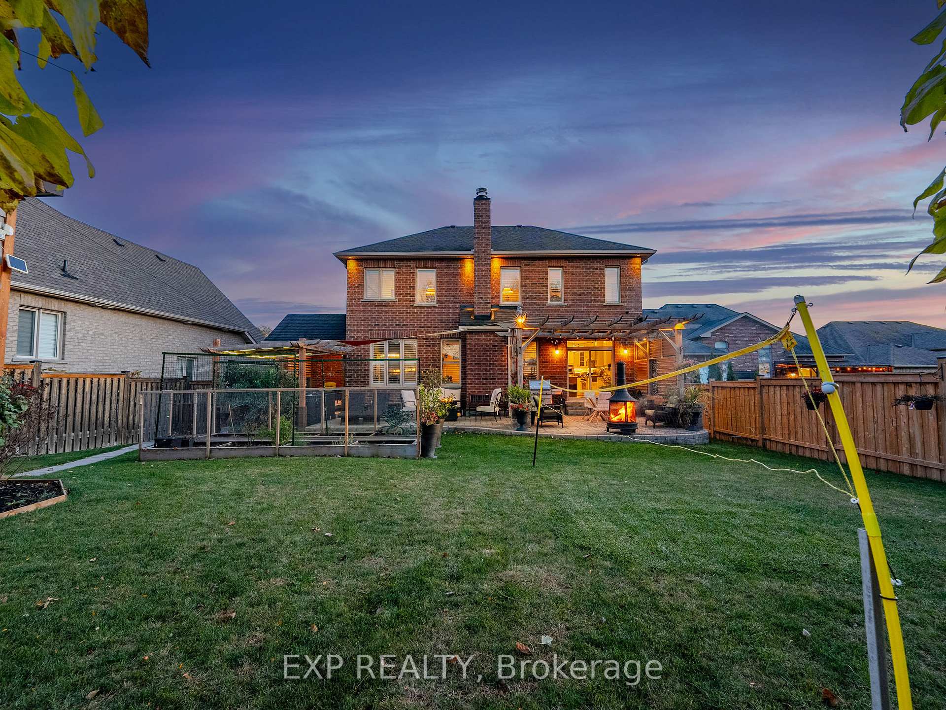 Photo 48 of 44 Philson Court, Innisfil, Cookstown — HOMEH