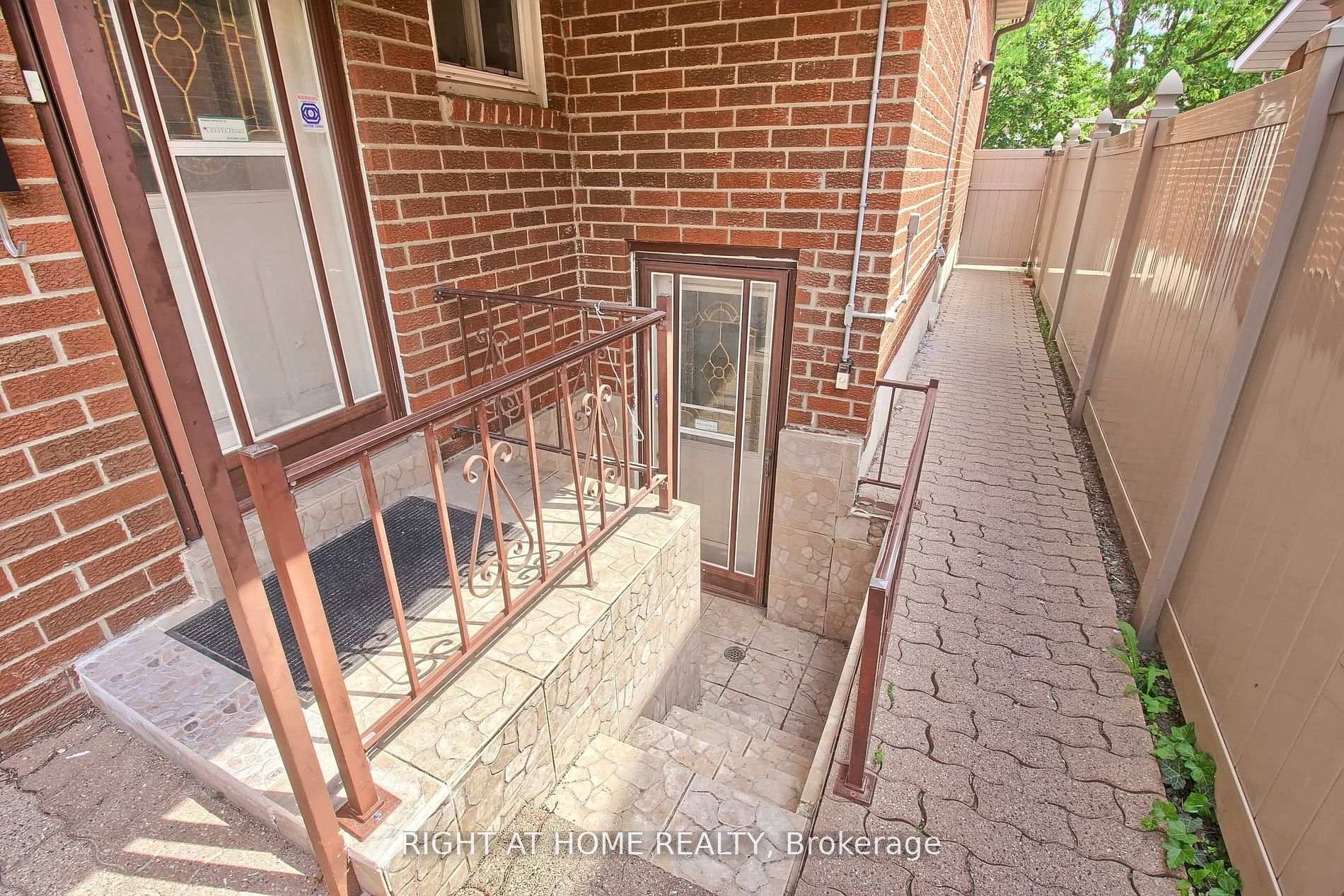 Photo 3 of Unit #02, 37 Cherry Hills Road, Vaughan, Glen Shields — HOMEH