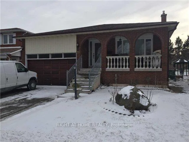 Photo 2 of Unit #02, 37 Cherry Hills Road, Vaughan, Glen Shields — HOMEH