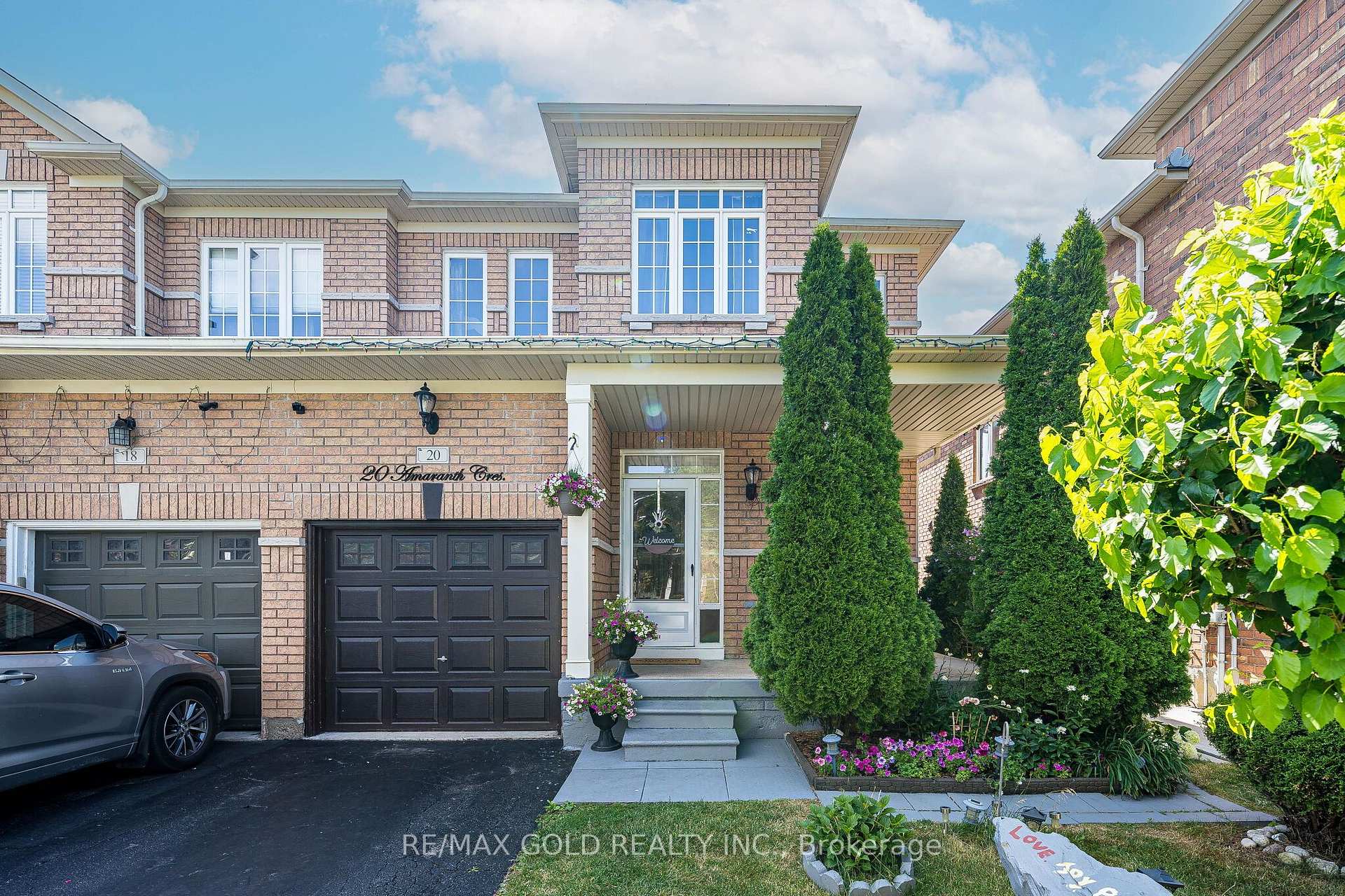 Photo 2 of 20 Amaranth Crescent, Brampton, Northwest Sandalwood Parkway — HOMEH