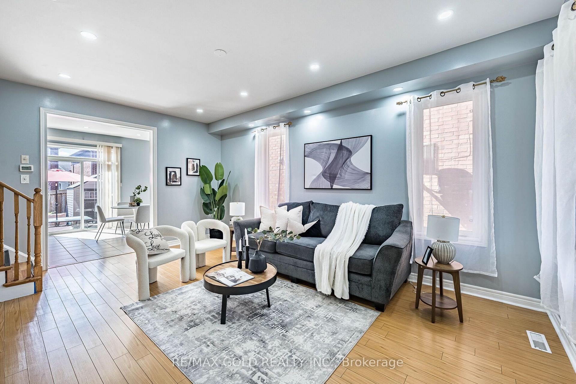 Photo 5 of 20 Amaranth Crescent, Brampton, Northwest Sandalwood Parkway — HOMEH