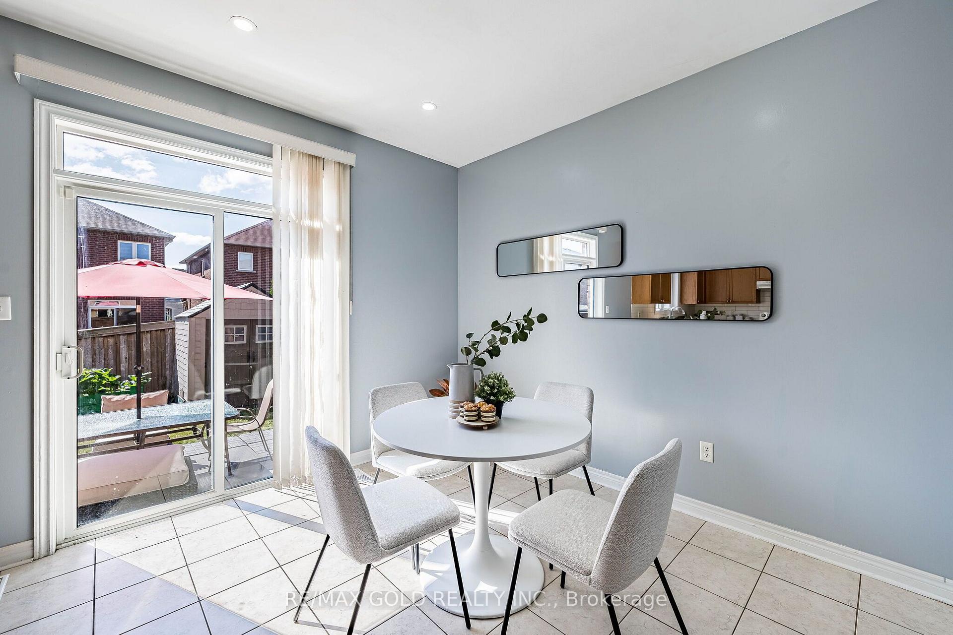 Photo 9 of 20 Amaranth Crescent, Brampton, Northwest Sandalwood Parkway — HOMEH