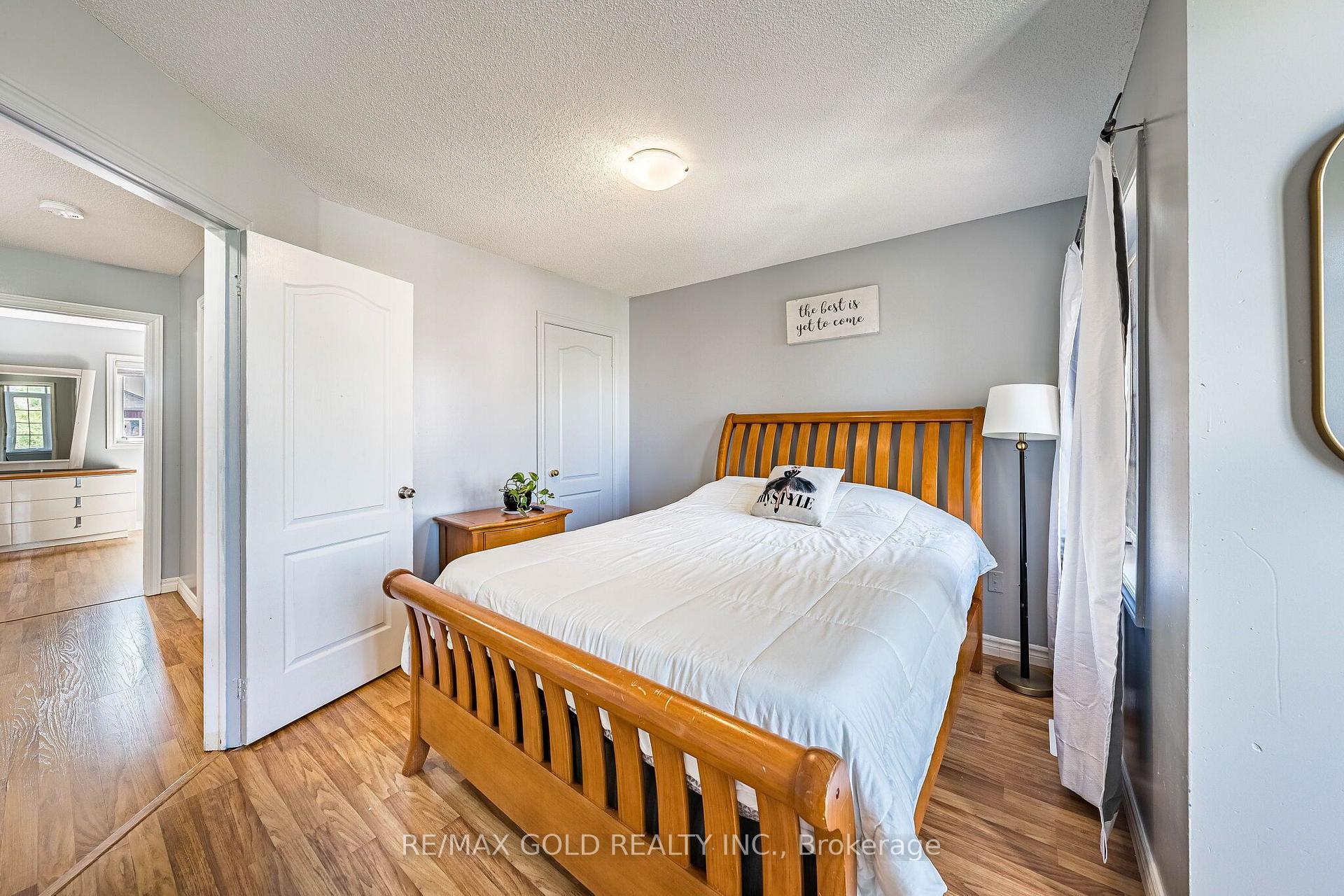Photo 21 of 20 Amaranth Crescent, Brampton, Northwest Sandalwood Parkway — HOMEH