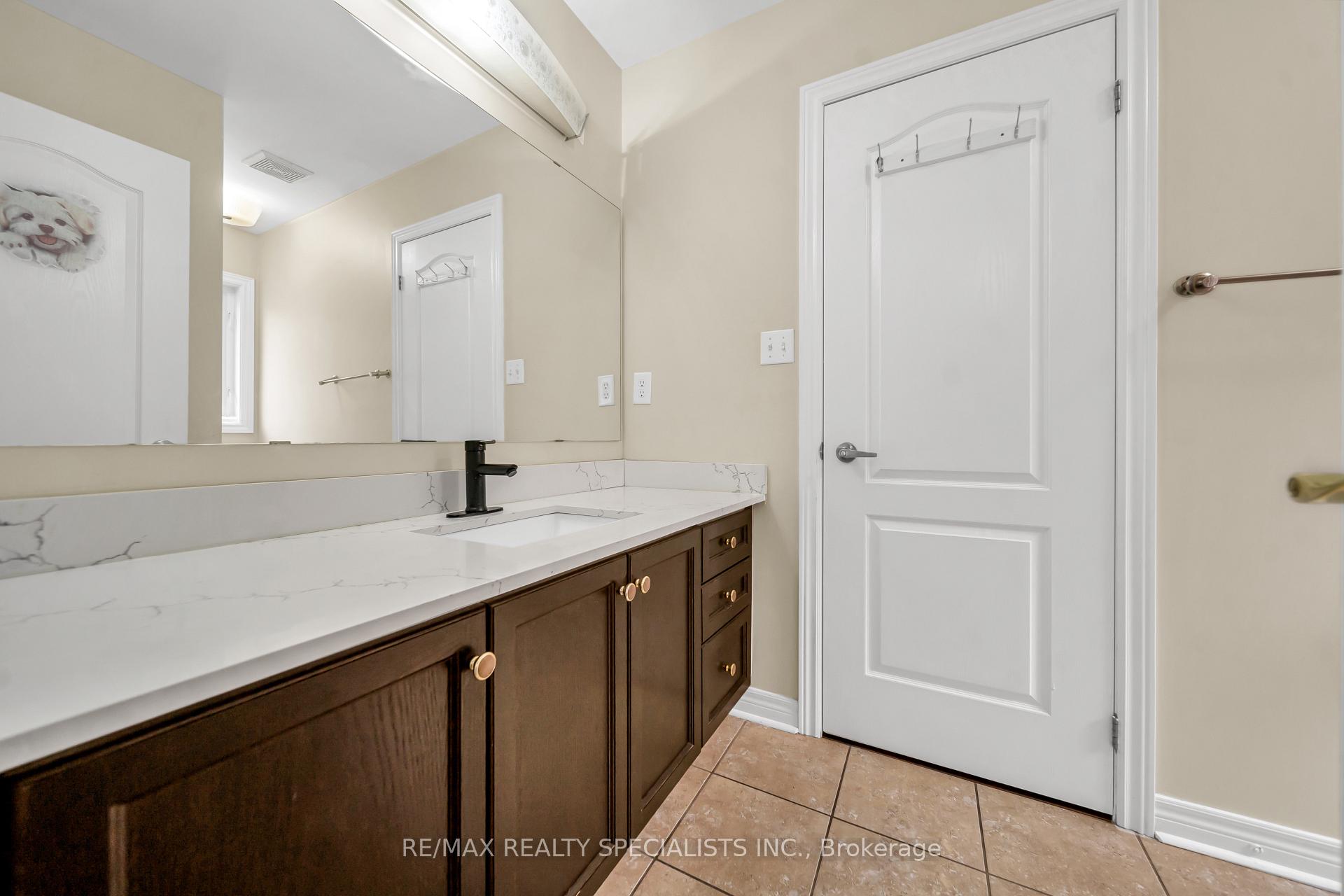 Photo 19 of 48 Game Creek Crescent, Brampton, Northwest Sandalwood Parkway — HOMEH