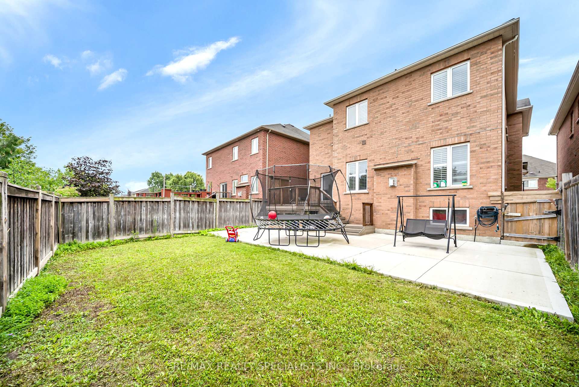 Photo 27 of 48 Game Creek Crescent, Brampton, Northwest Sandalwood Parkway — HOMEH