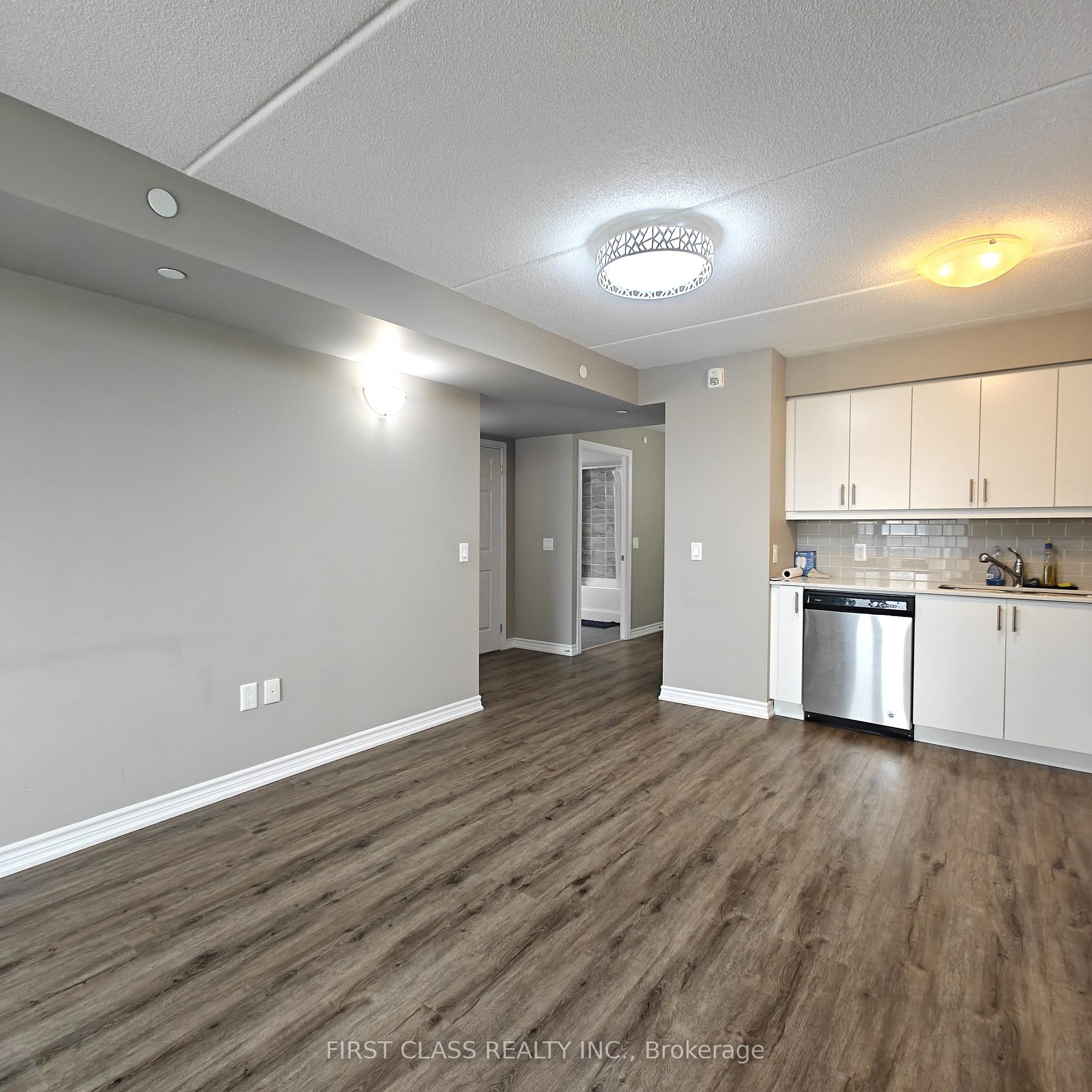 Photo 12 of Unit 808, 716 Main Street E, Milton, Timberlea — HOMEH