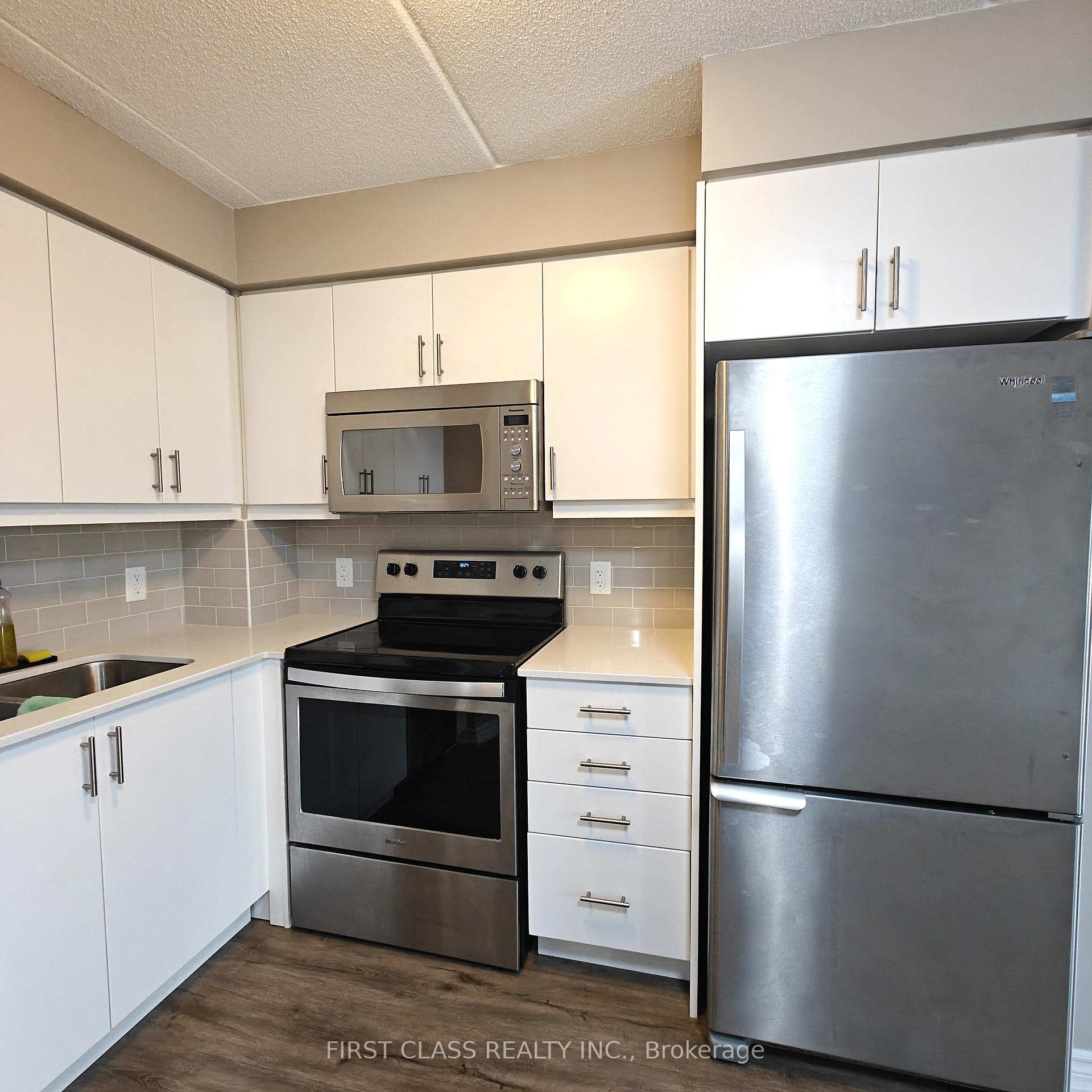 Photo 16 of Unit 808, 716 Main Street E, Milton, Timberlea — HOMEH