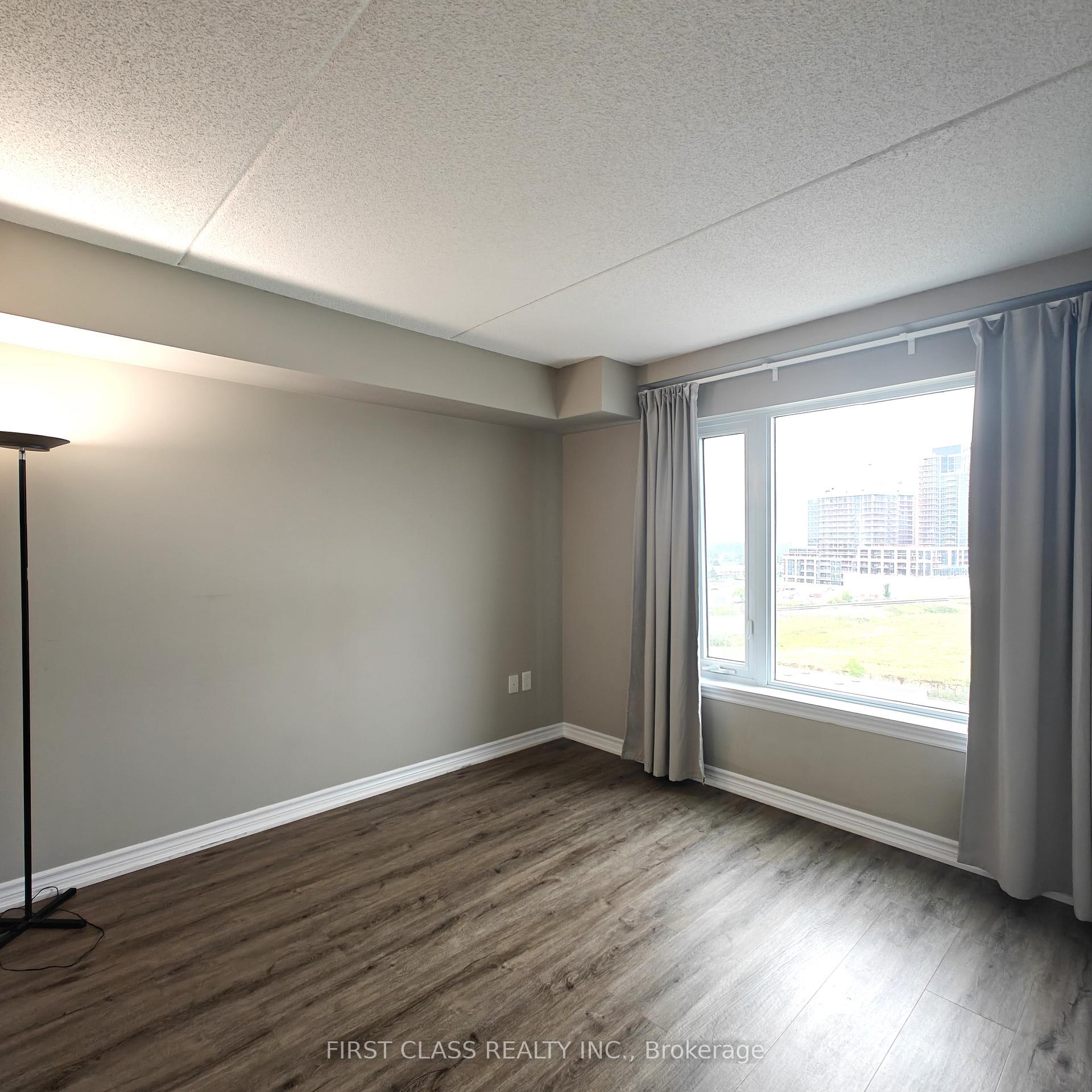 Photo 21 of Unit 808, 716 Main Street E, Milton, Timberlea — HOMEH