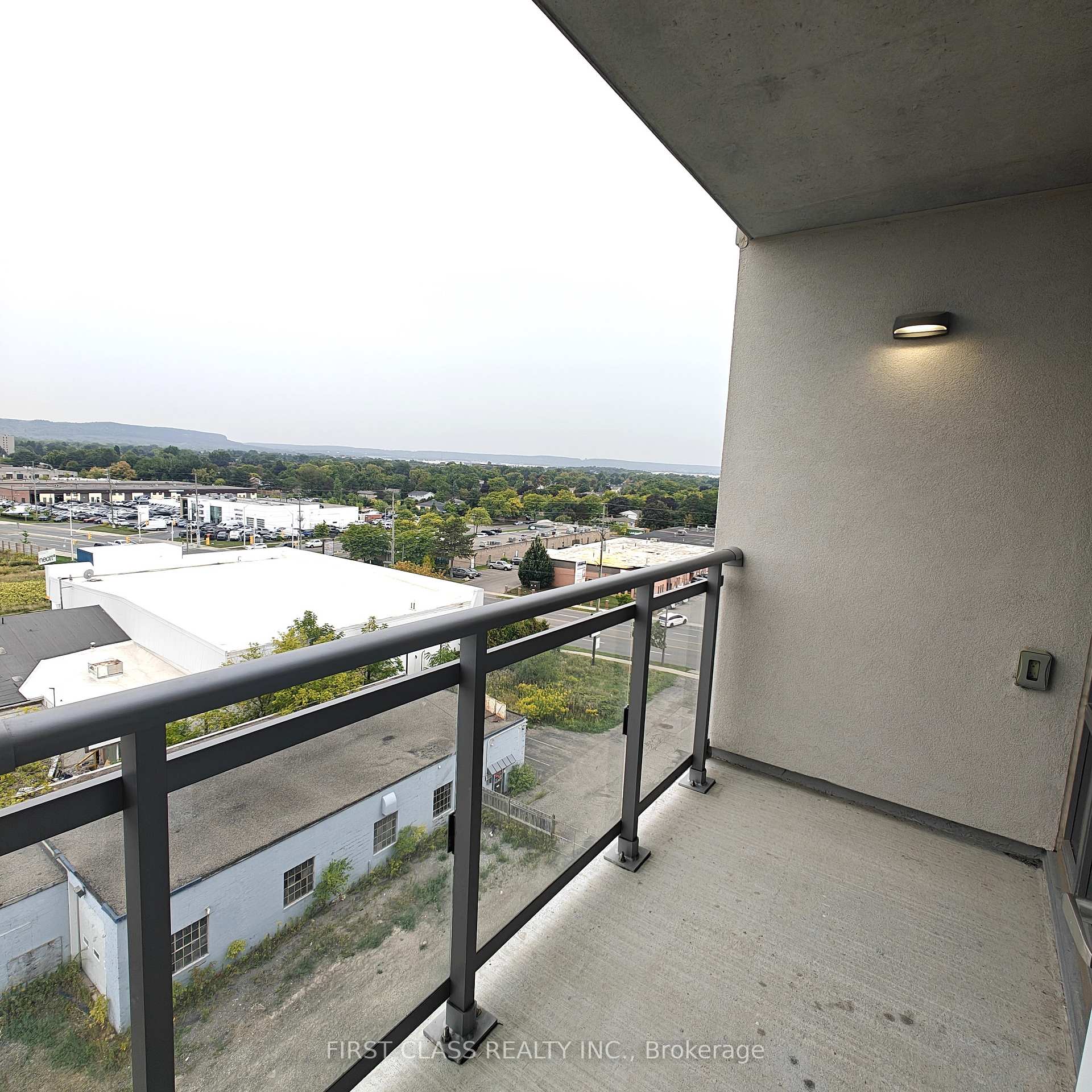 Photo 30 of Unit 808, 716 Main Street E, Milton, Timberlea — HOMEH