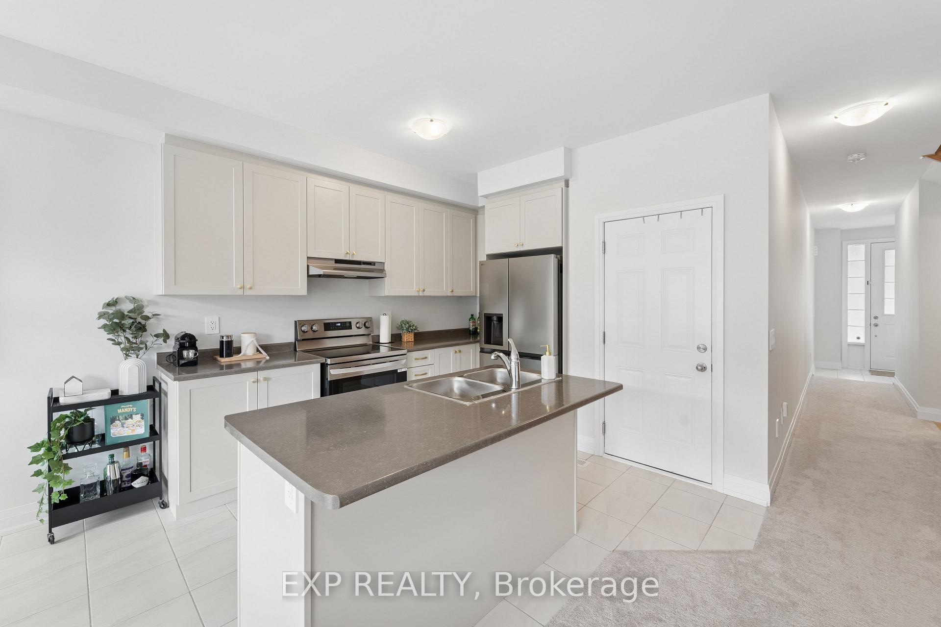 Photo 1 of 73 Butler Boulevard, Kawartha Lakes, Lindsay — HOMEH