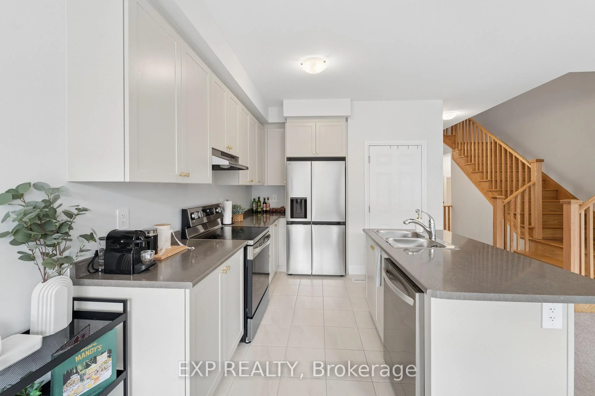 Photo 11 of 73 Butler Boulevard, Kawartha Lakes, Lindsay — HOMEH