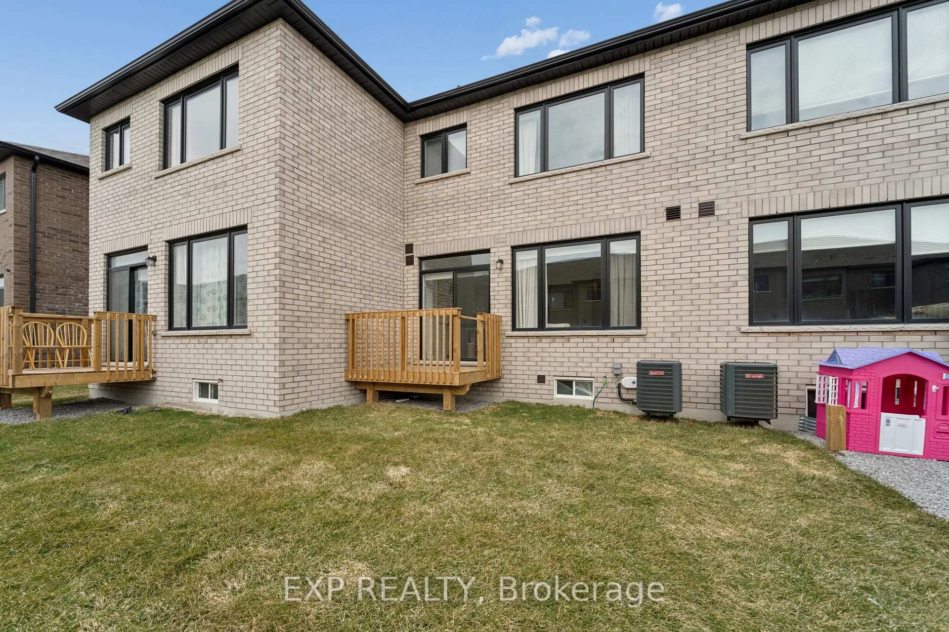 Photo 37 of 73 Butler Boulevard, Kawartha Lakes, Lindsay — HOMEH