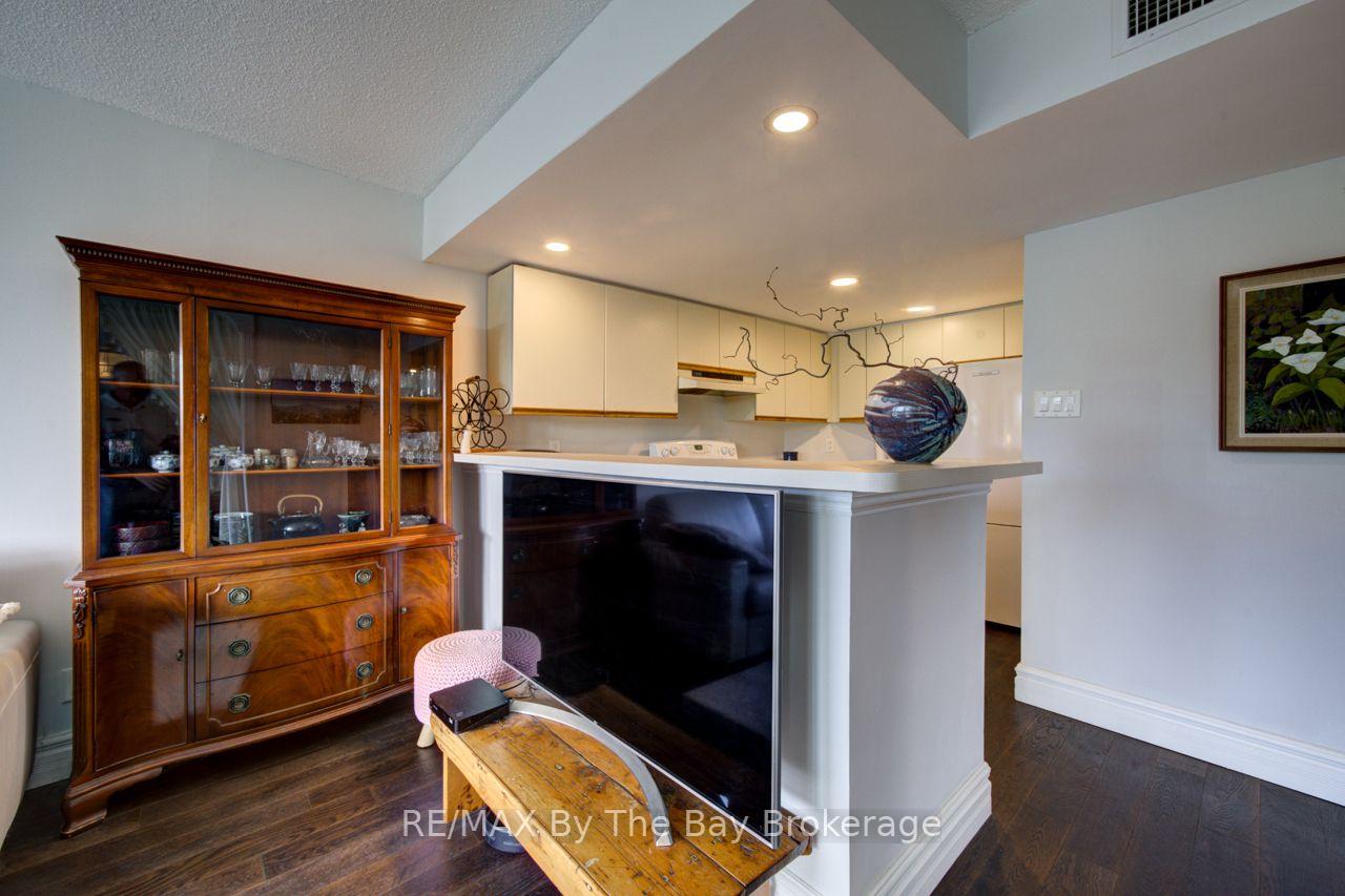 Photo 10 of Unit 502, 24 Ramblings Way, Collingwood — HOMEH
