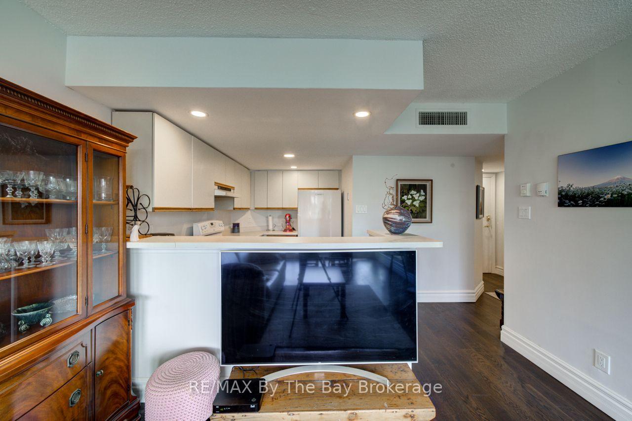 Photo 11 of Unit 502, 24 Ramblings Way, Collingwood — HOMEH