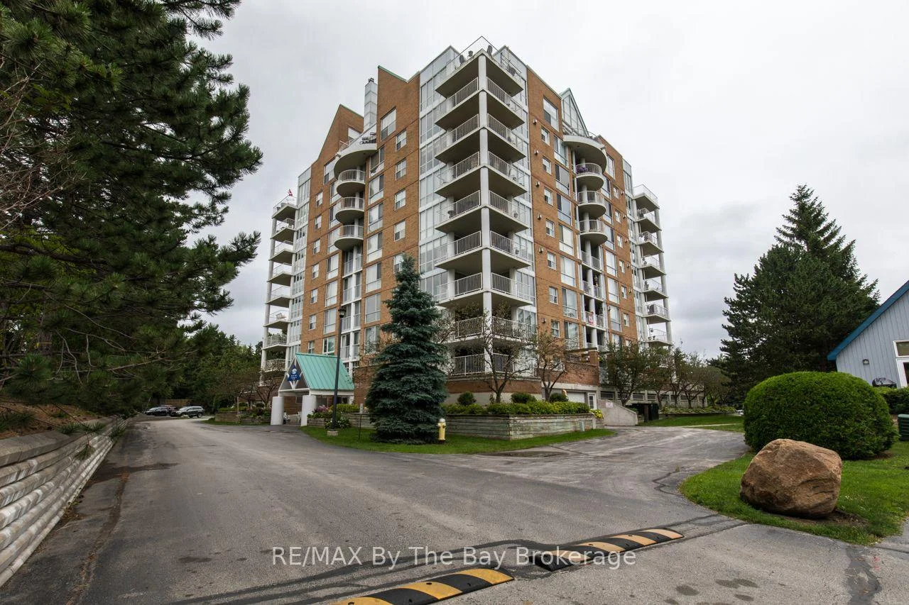 Photo 3 of Unit 502, 24 Ramblings Way, Collingwood — HOMEH