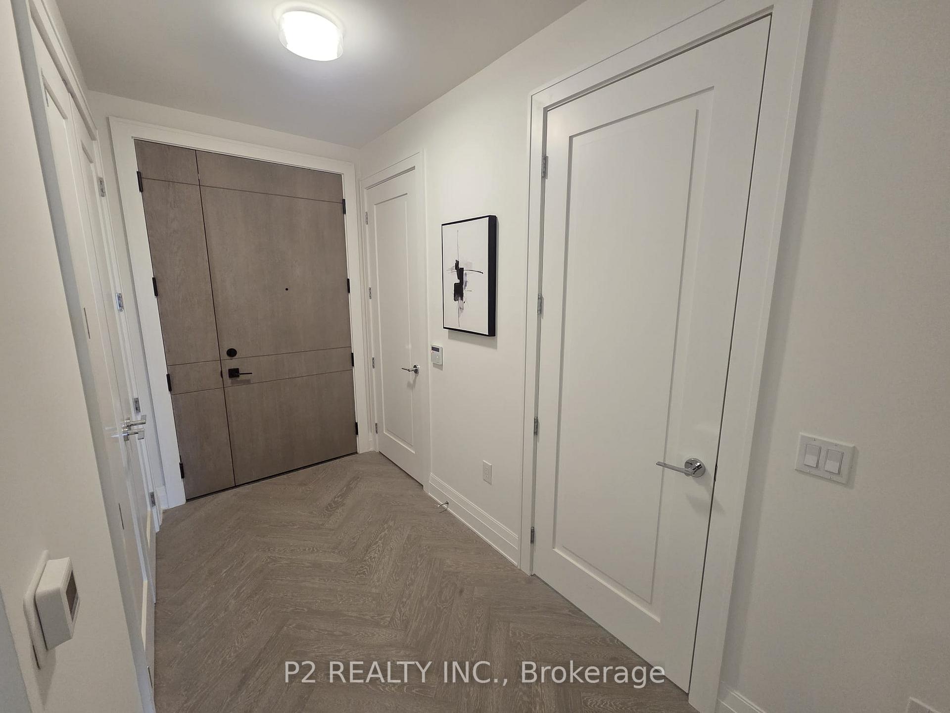 Photo 2 of Unit 411, 2 Forest Hill Road, Toronto, Casa Loma — HOMEH