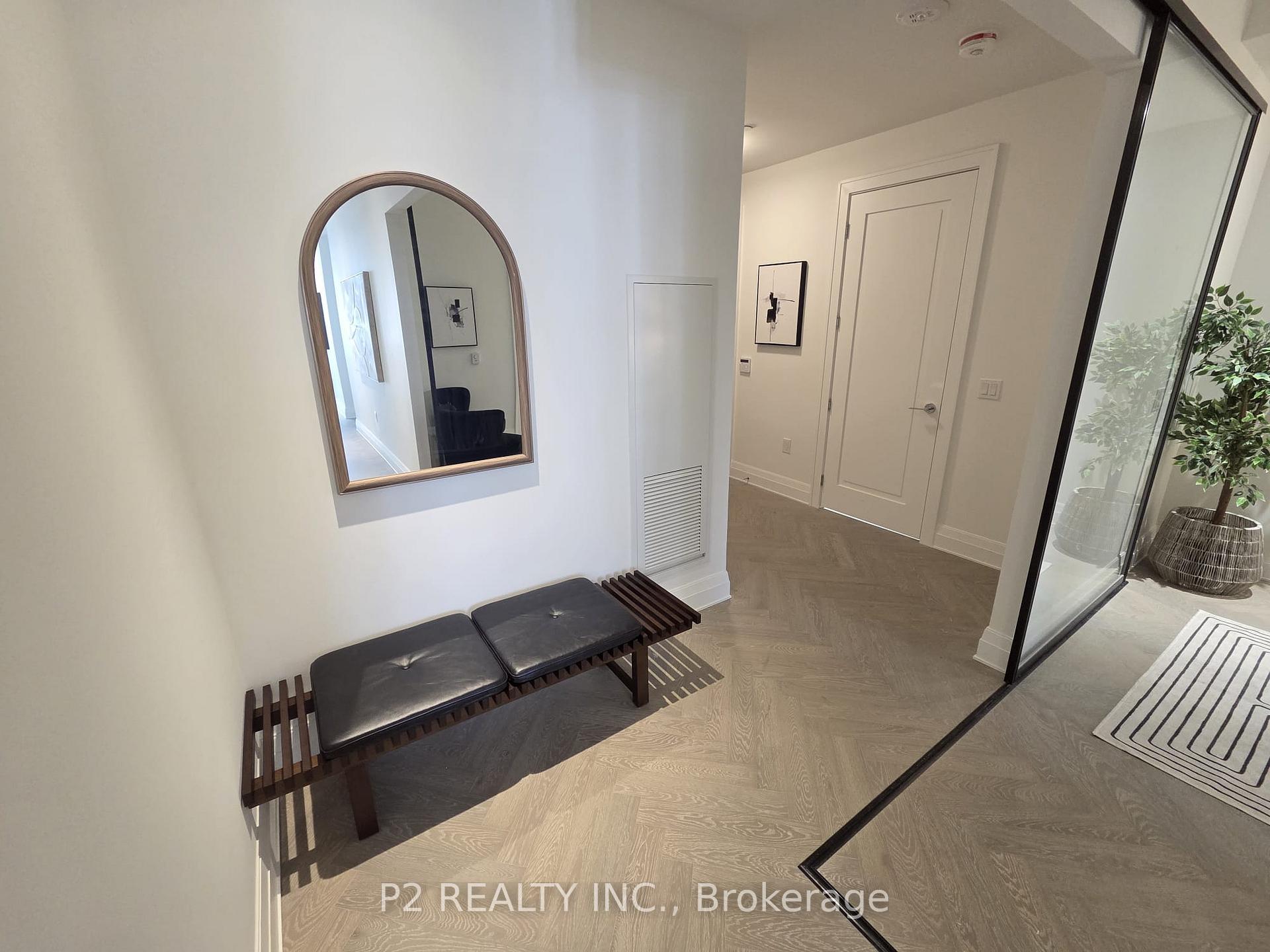 Photo 3 of Unit 411, 2 Forest Hill Road, Toronto, Casa Loma — HOMEH