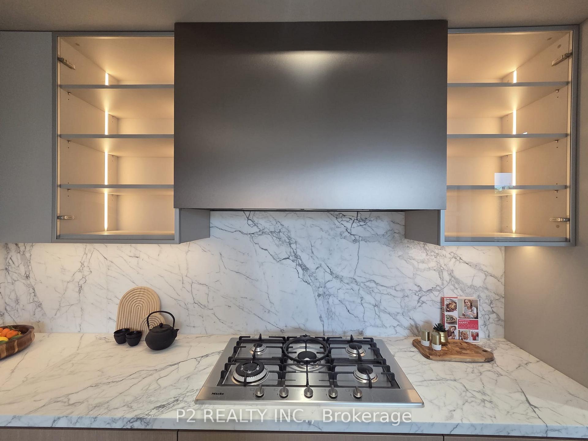 Photo 7 of Unit 411, 2 Forest Hill Road, Toronto, Casa Loma — HOMEH