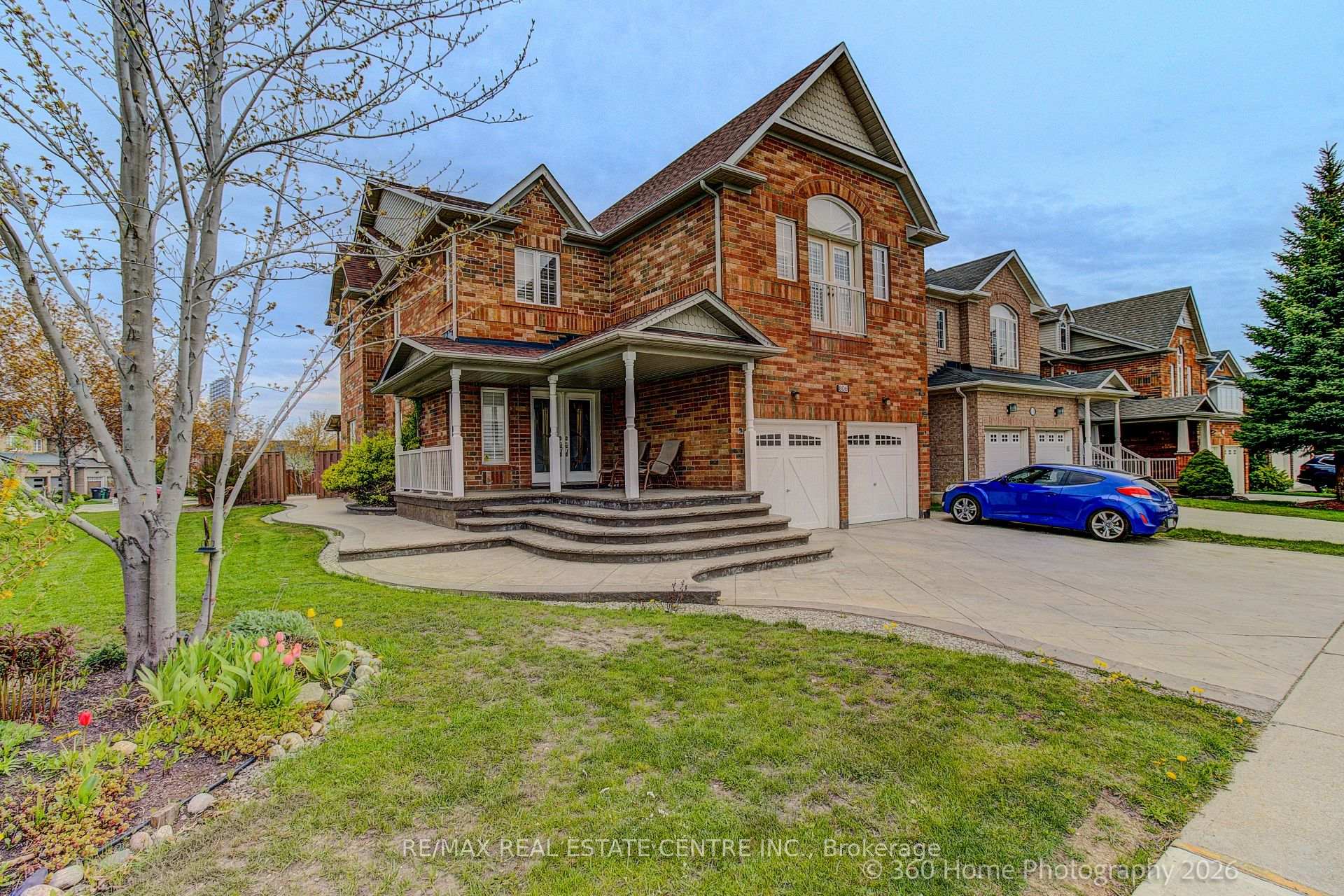 Photo 30 of 806 White Clover Way, Mississauga, East Credit — HOMEH