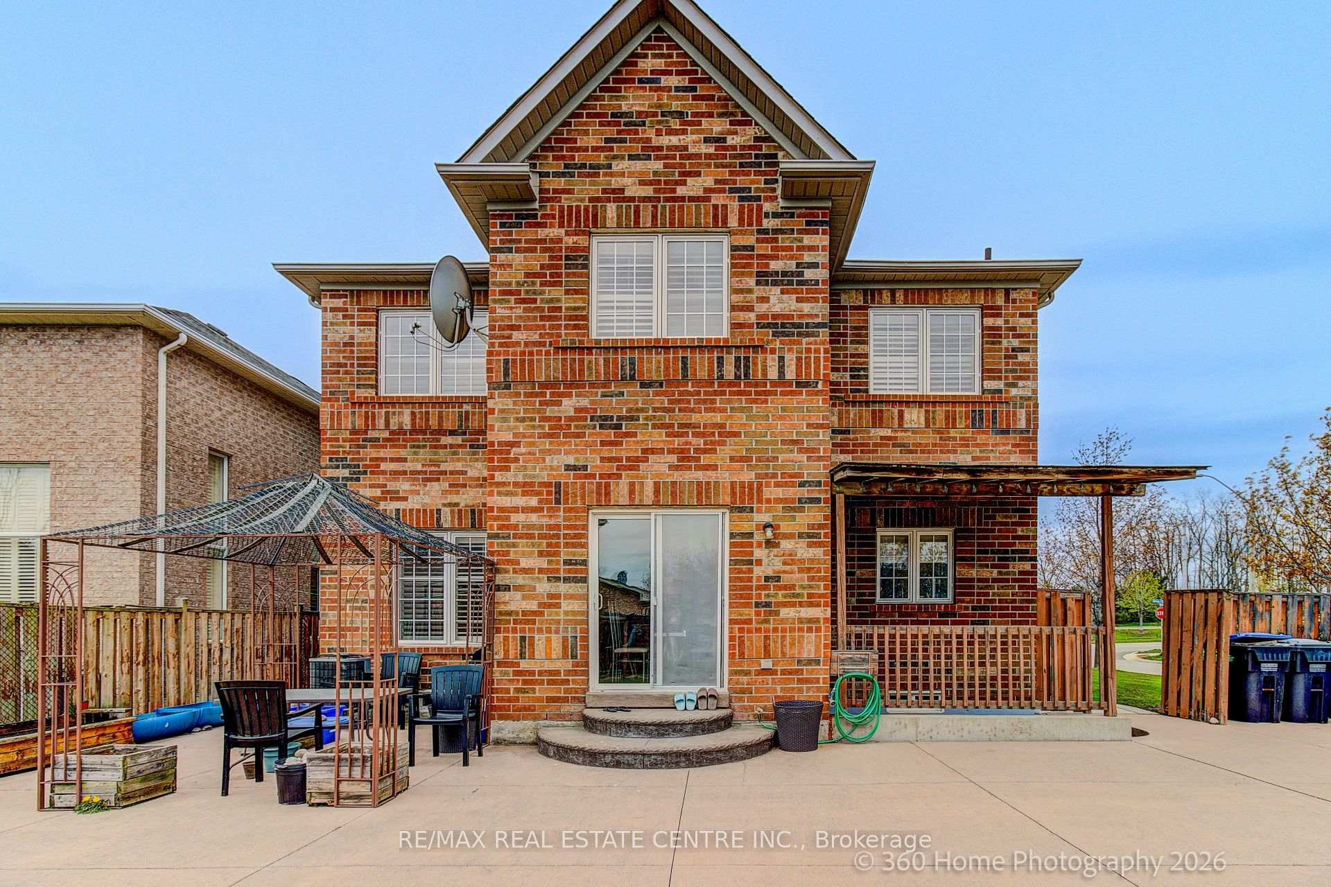 Photo 39 of 806 White Clover Way, Mississauga, East Credit — HOMEH