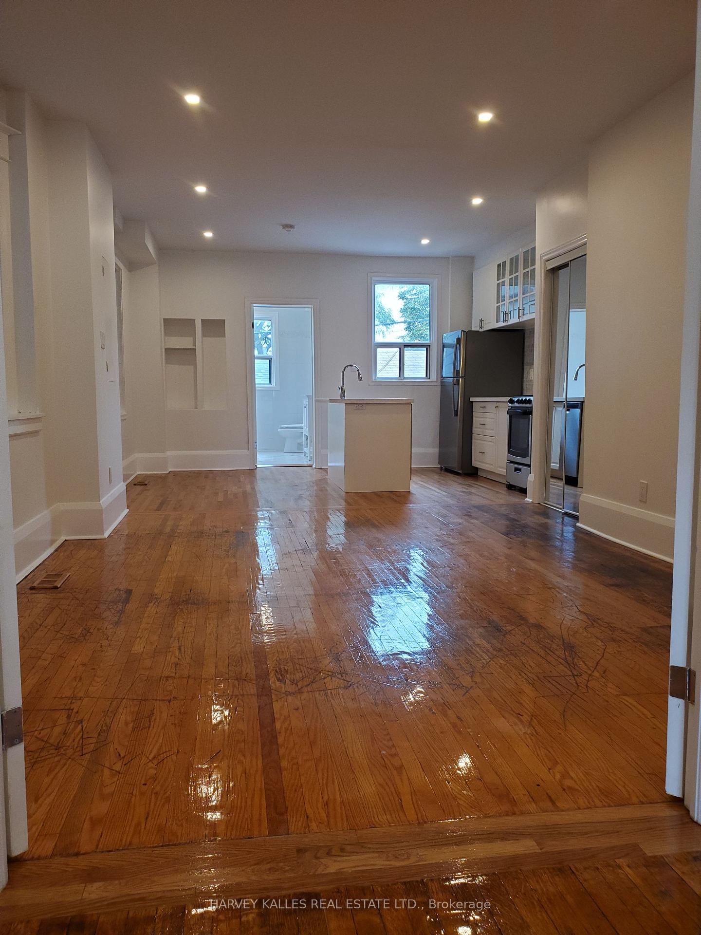 Photo 2 of Unit Main, 1300 Lansdowne Avenue, Toronto, Corso Italia-Davenport — HOMEH
