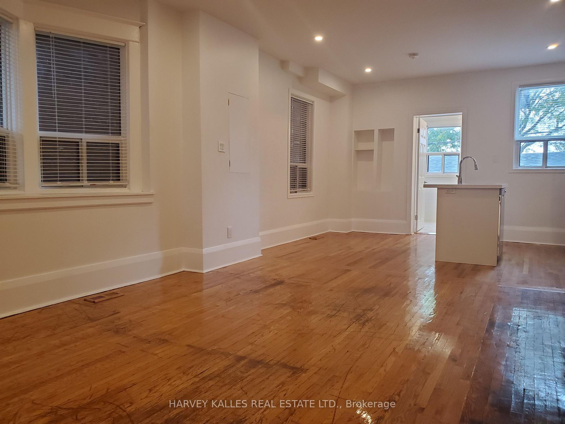 Photo 4 of Unit Main, 1300 Lansdowne Avenue, Toronto, Corso Italia-Davenport — HOMEH
