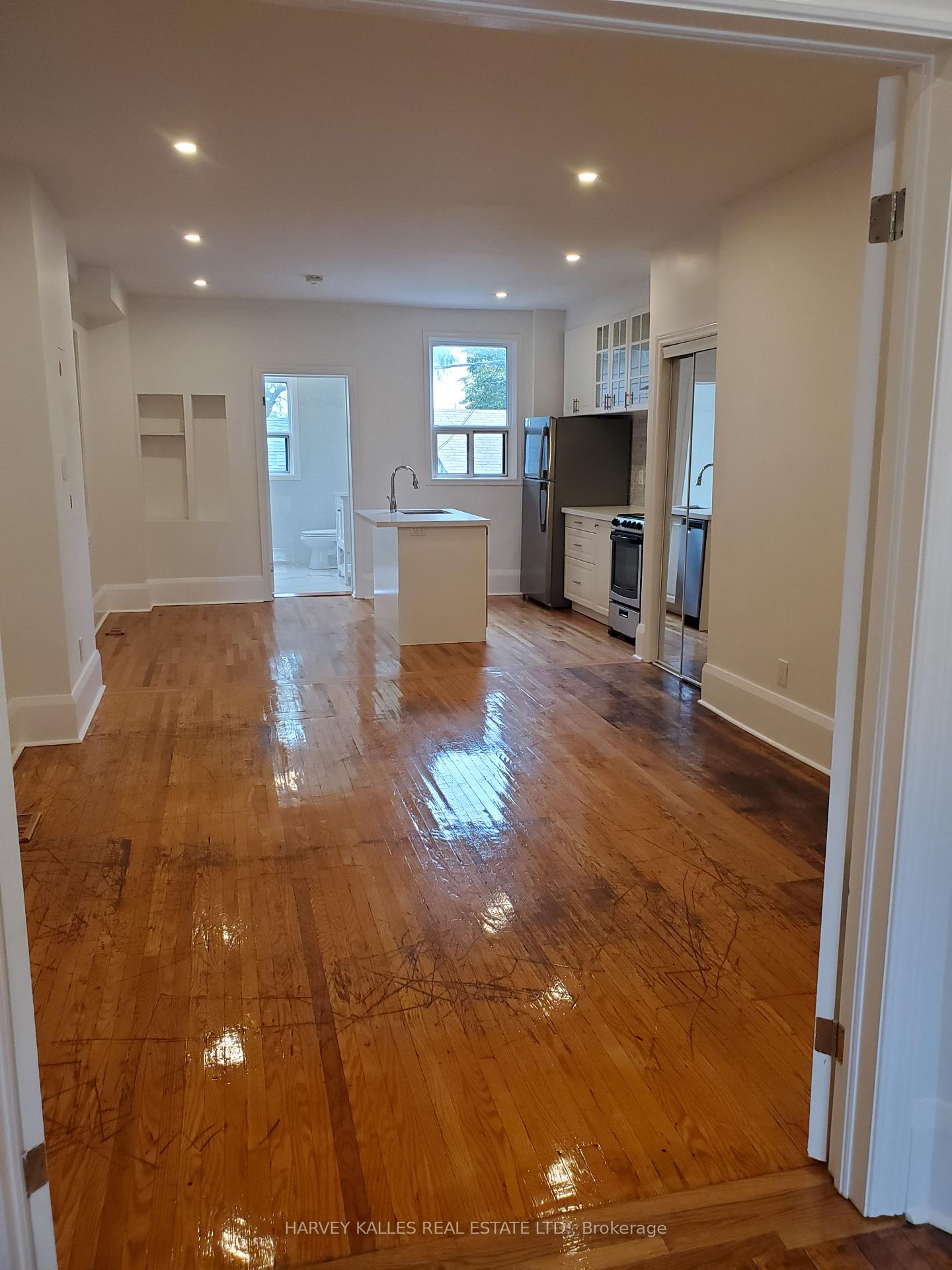 Photo 12 of Unit Main, 1300 Lansdowne Avenue, Toronto, Corso Italia-Davenport — HOMEH