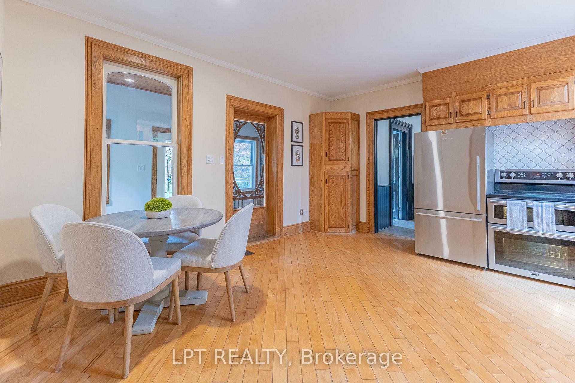 Photo 8 of 283 Hastings Street, North Middlesex, Parkhill — HOMEH