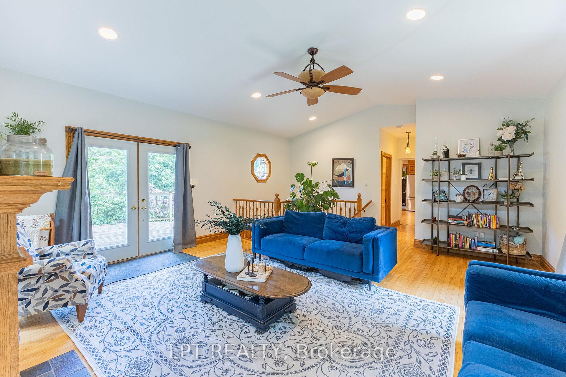 Photo 16 of 283 Hastings Street, North Middlesex, Parkhill — HOMEH