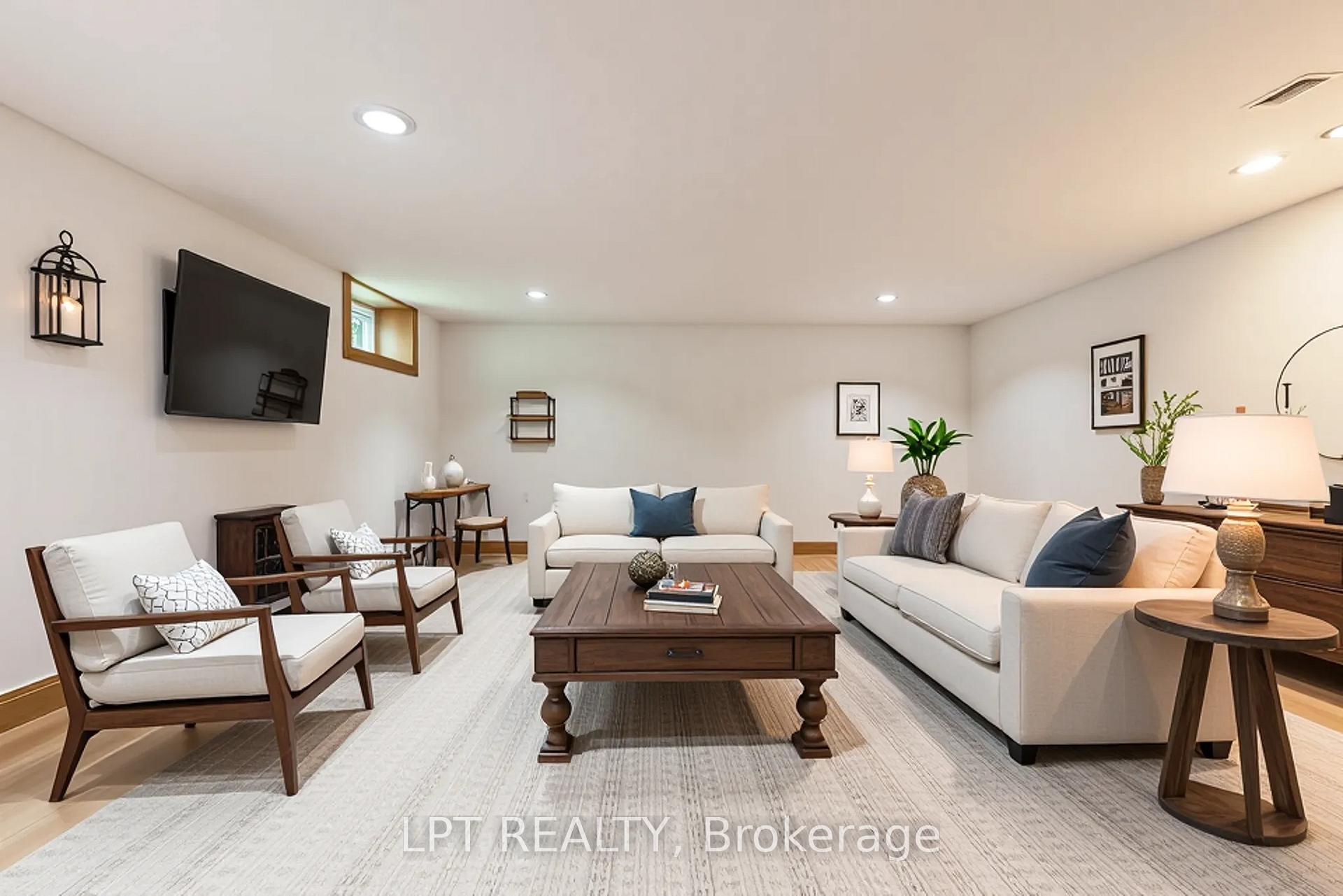 Photo 30 of 283 Hastings Street, North Middlesex, Parkhill — HOMEH