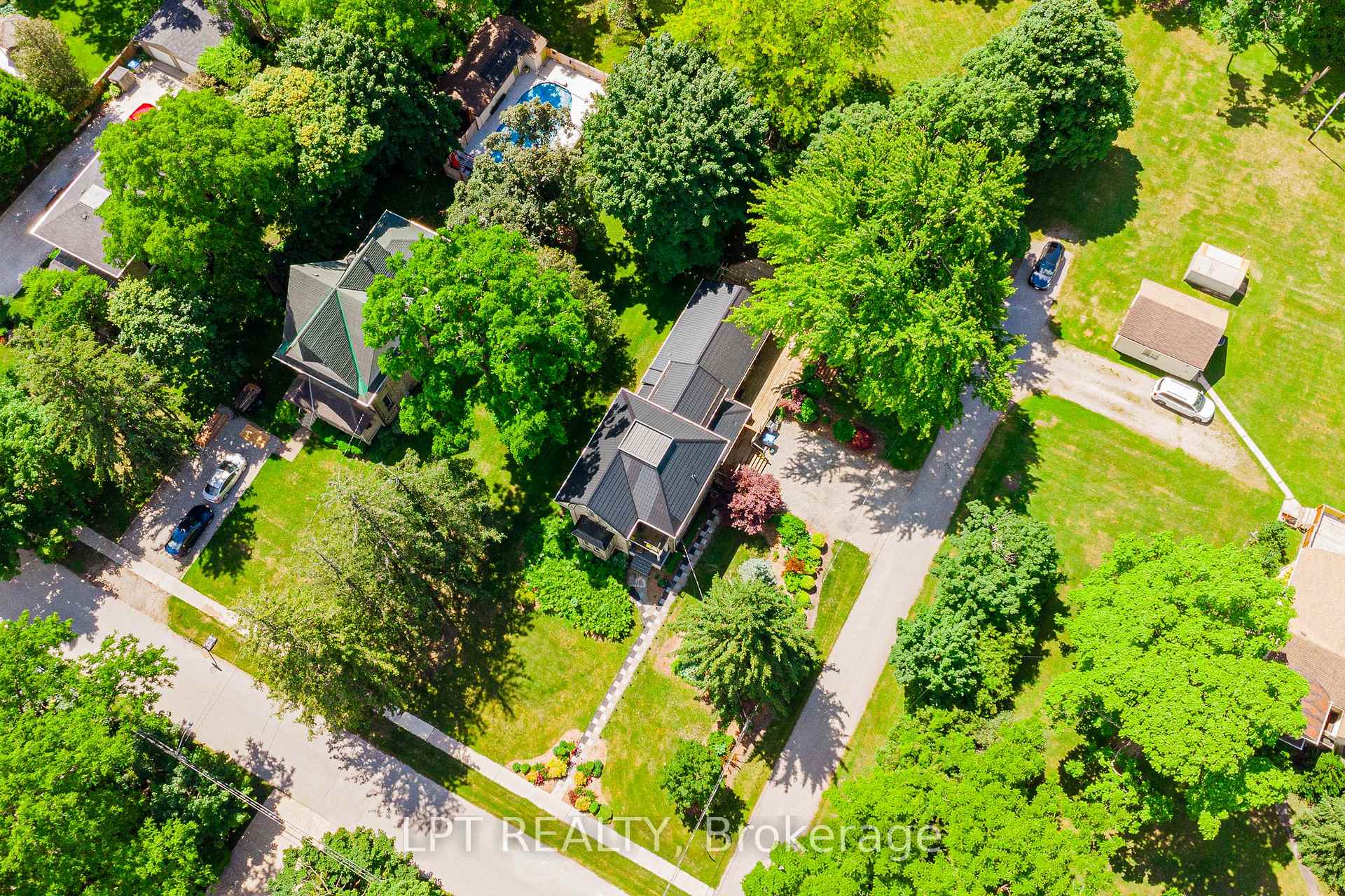 Photo 38 of 283 Hastings Street, North Middlesex, Parkhill — HOMEH