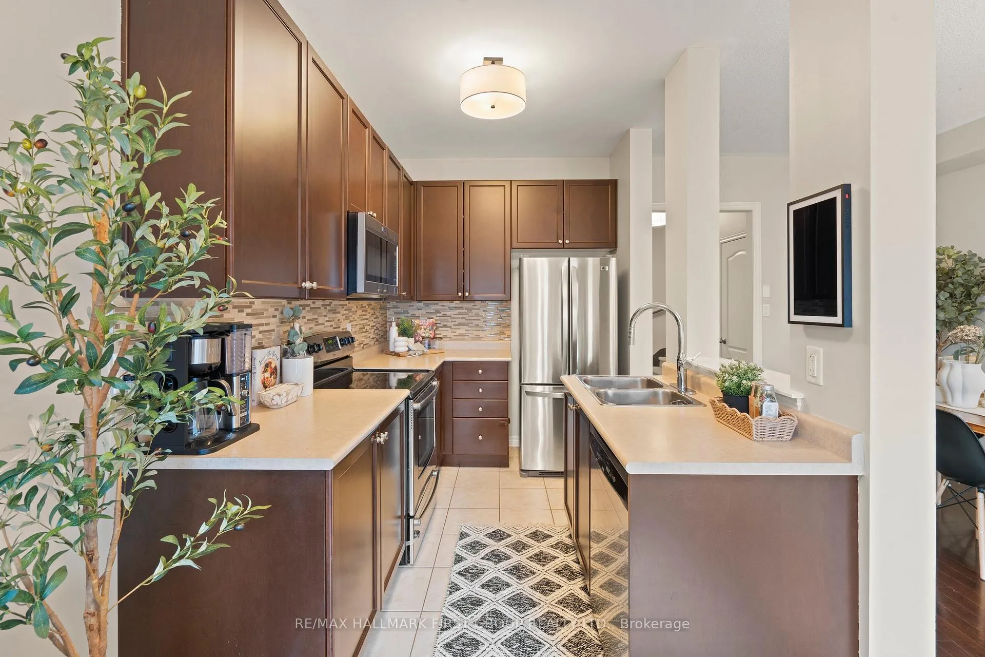 Photo 20 of 89 Eastfield Crescent, Clarington, Courtice — HOMEH