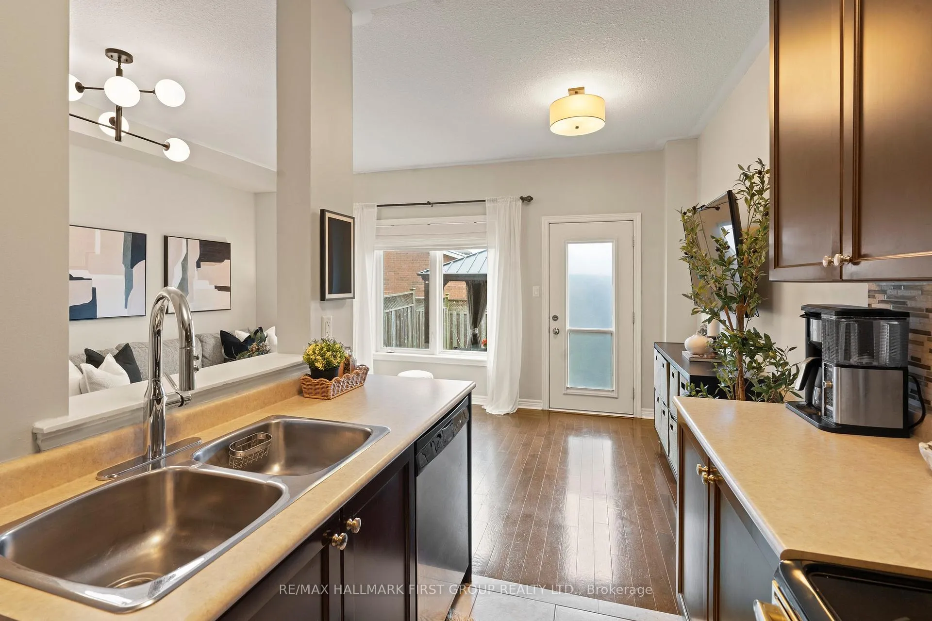 Photo 22 of 89 Eastfield Crescent, Clarington, Courtice — HOMEH