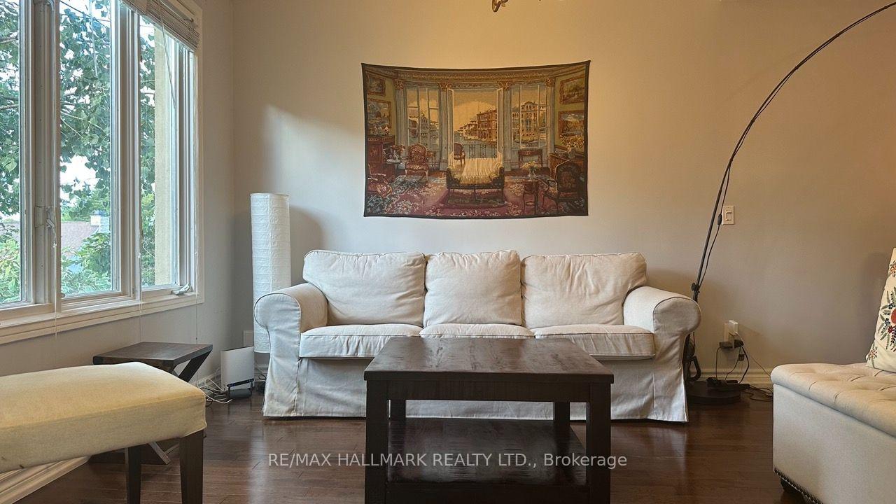Photo 10 of 15 Daniels Street, Etobicoke, Stonegate-Queensway — HOMEH