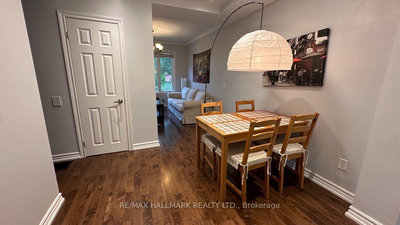 Photo 16 of 15 Daniels Street, Etobicoke, Stonegate-Queensway — HOMEH