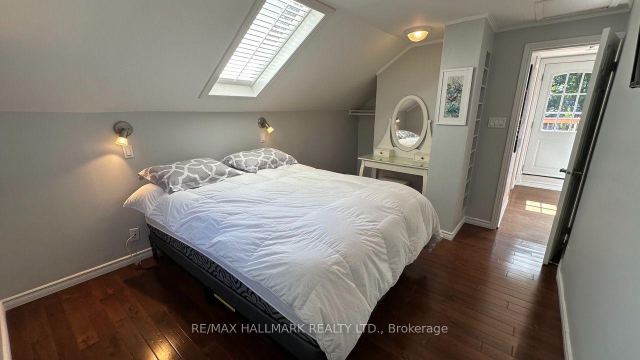 Photo 25 of 15 Daniels Street, Etobicoke, Stonegate-Queensway — HOMEH