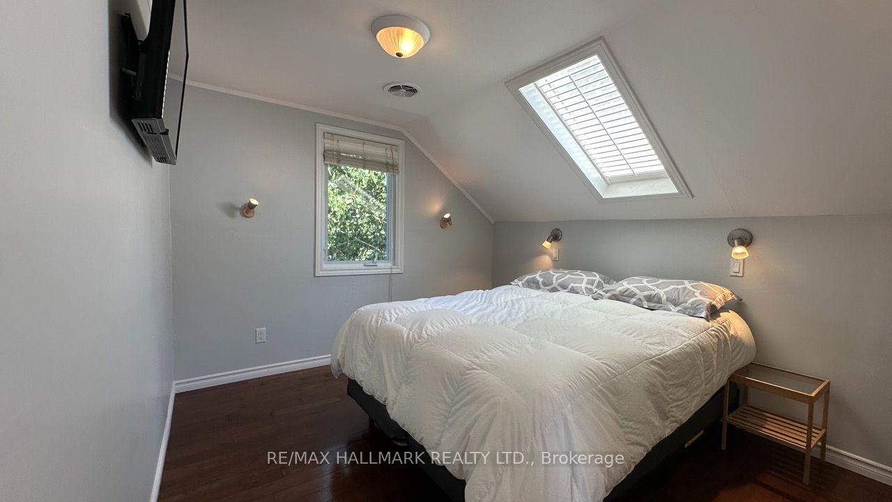 Photo 26 of 15 Daniels Street, Etobicoke, Stonegate-Queensway — HOMEH