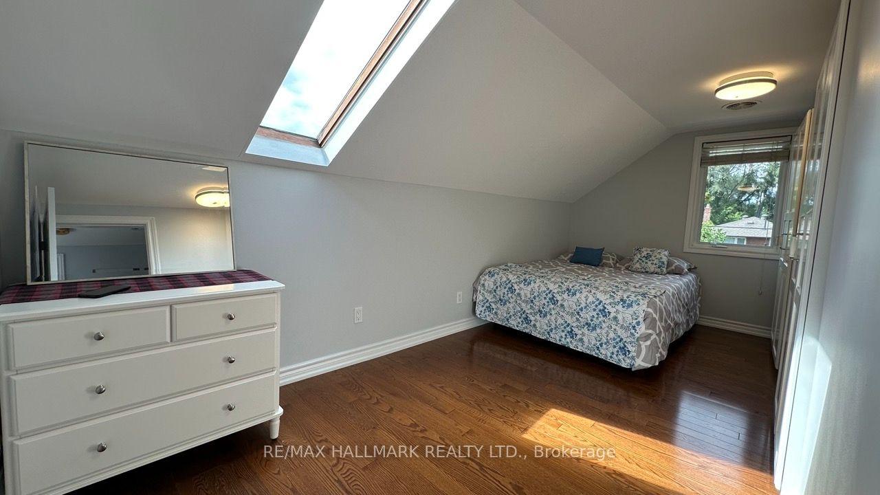 Photo 31 of 15 Daniels Street, Etobicoke, Stonegate-Queensway — HOMEH