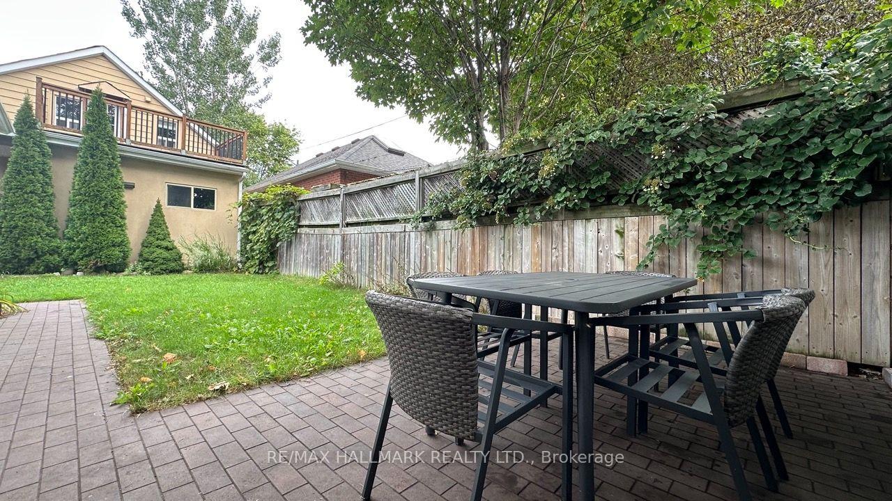 Photo 41 of 15 Daniels Street, Etobicoke, Stonegate-Queensway — HOMEH